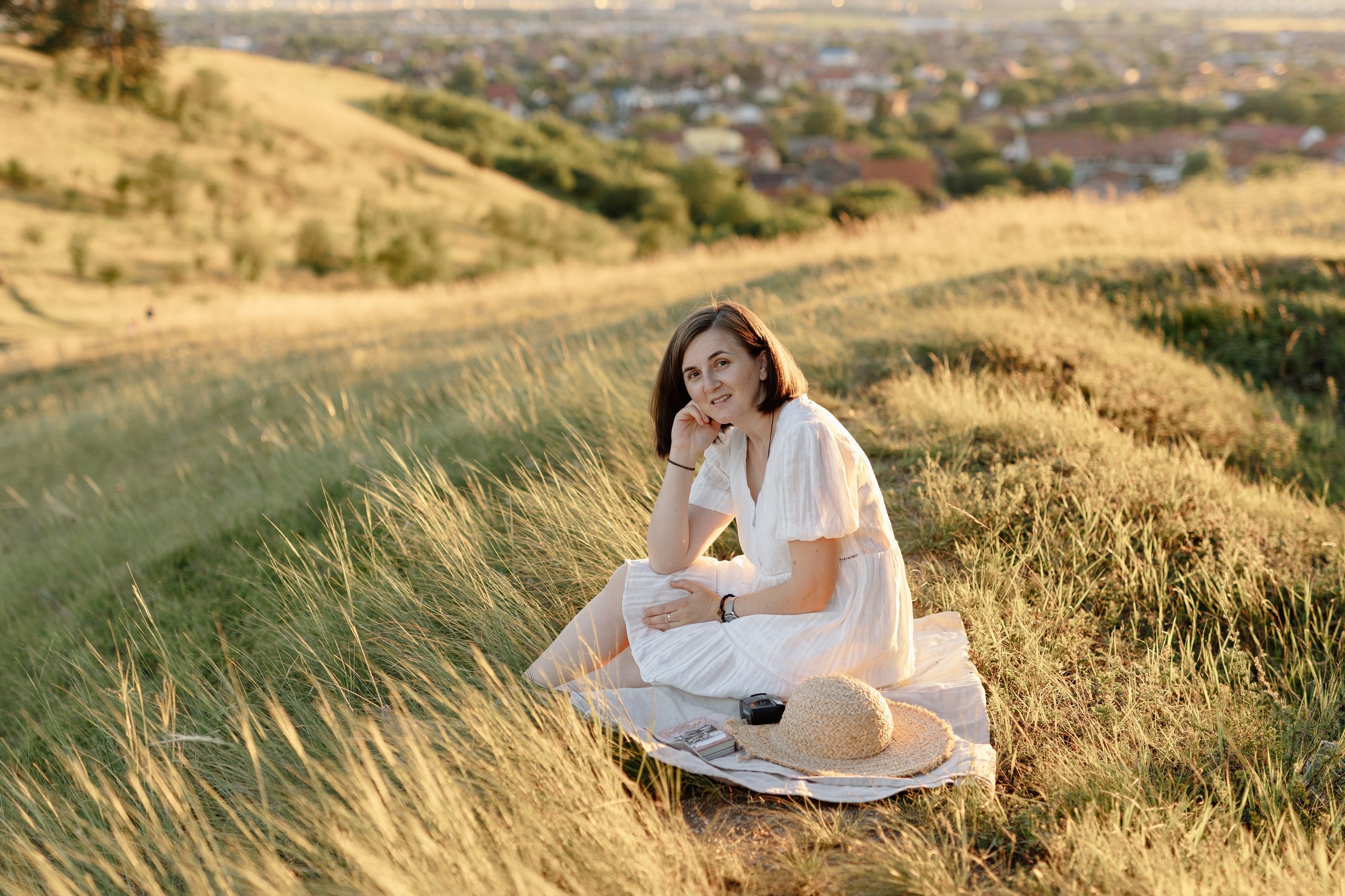 Cristina — Portrait. Main