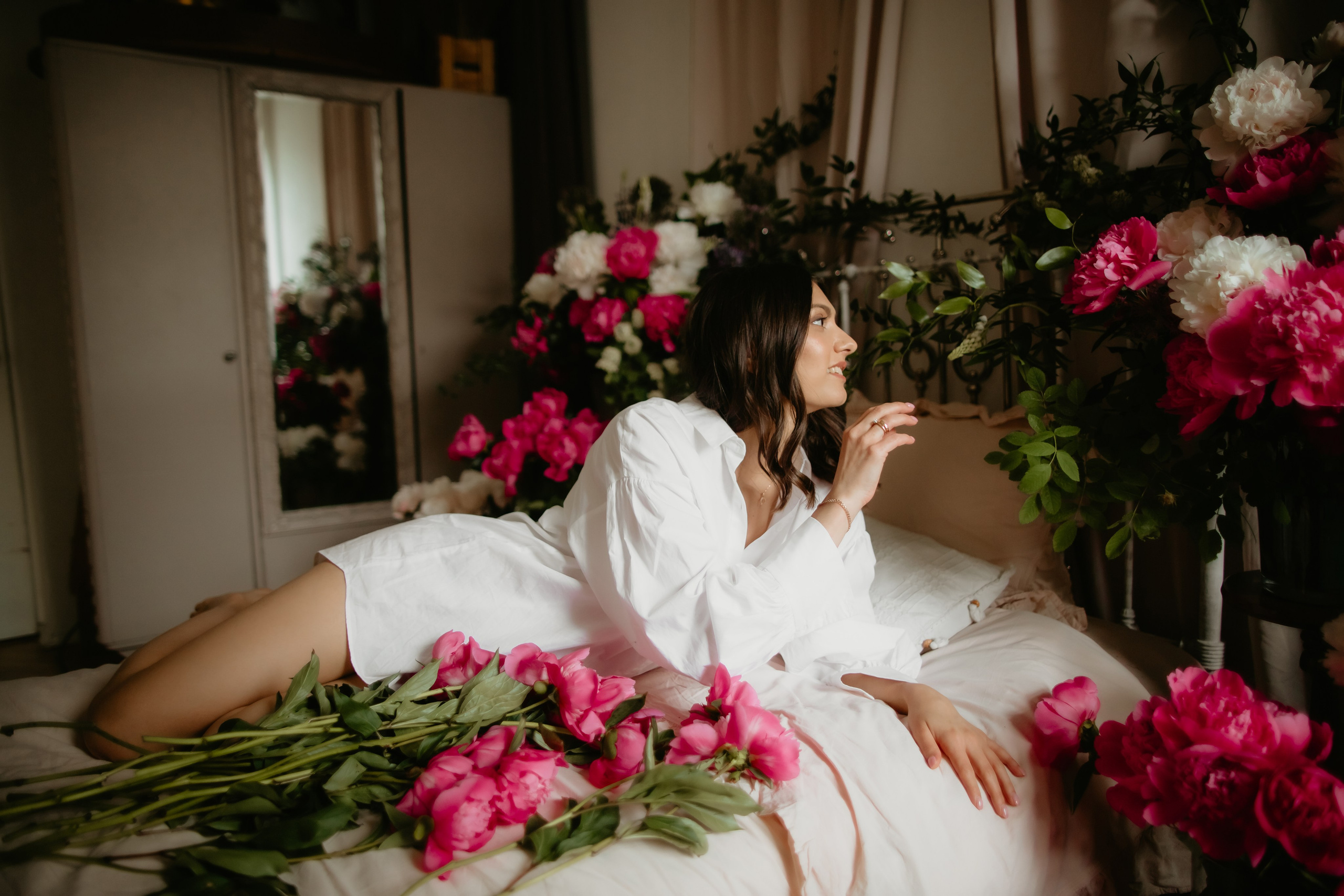 Julia. Wedding and Family Photograph