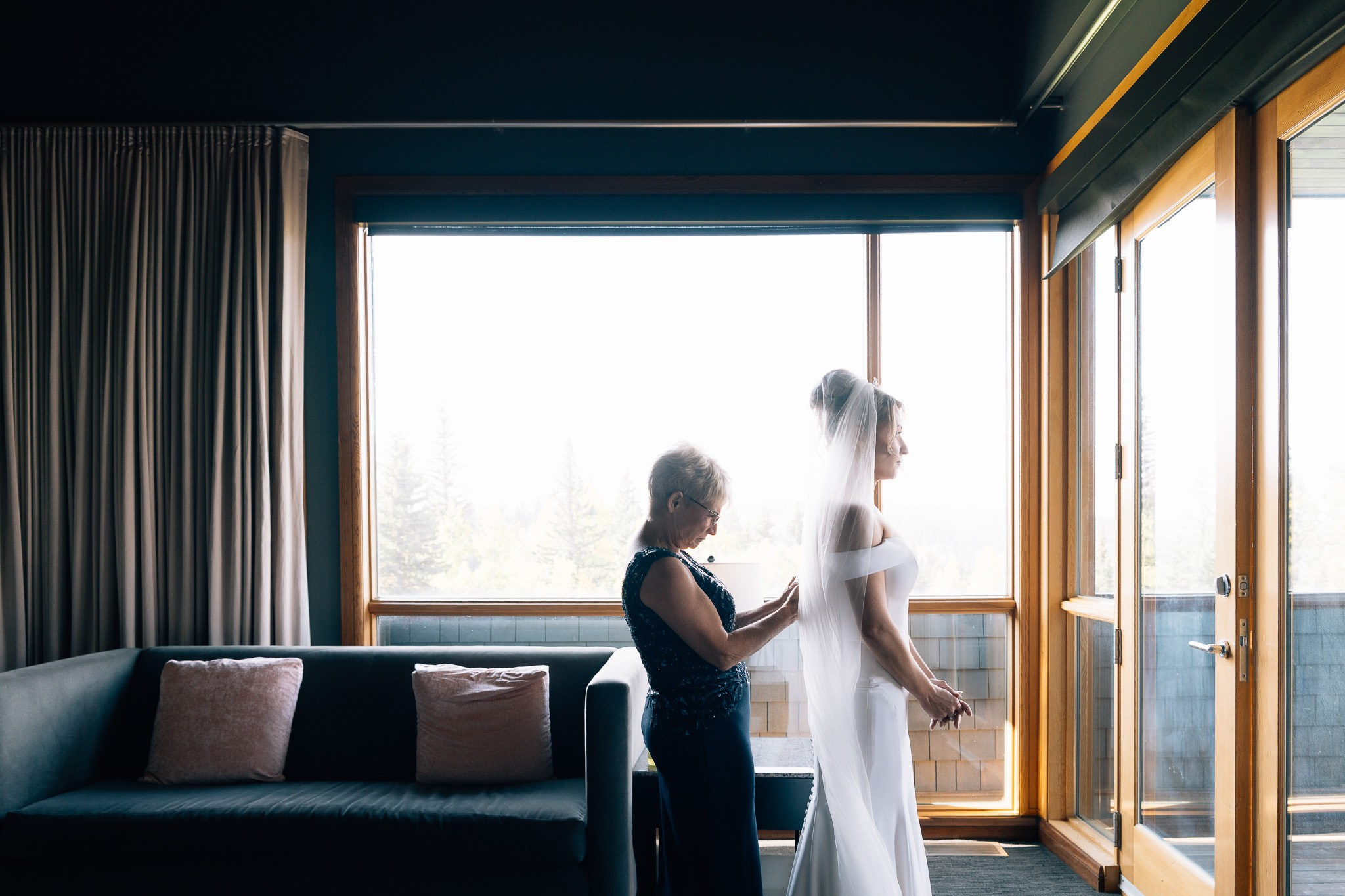 Wedding in a Bragg Creek, Alberta