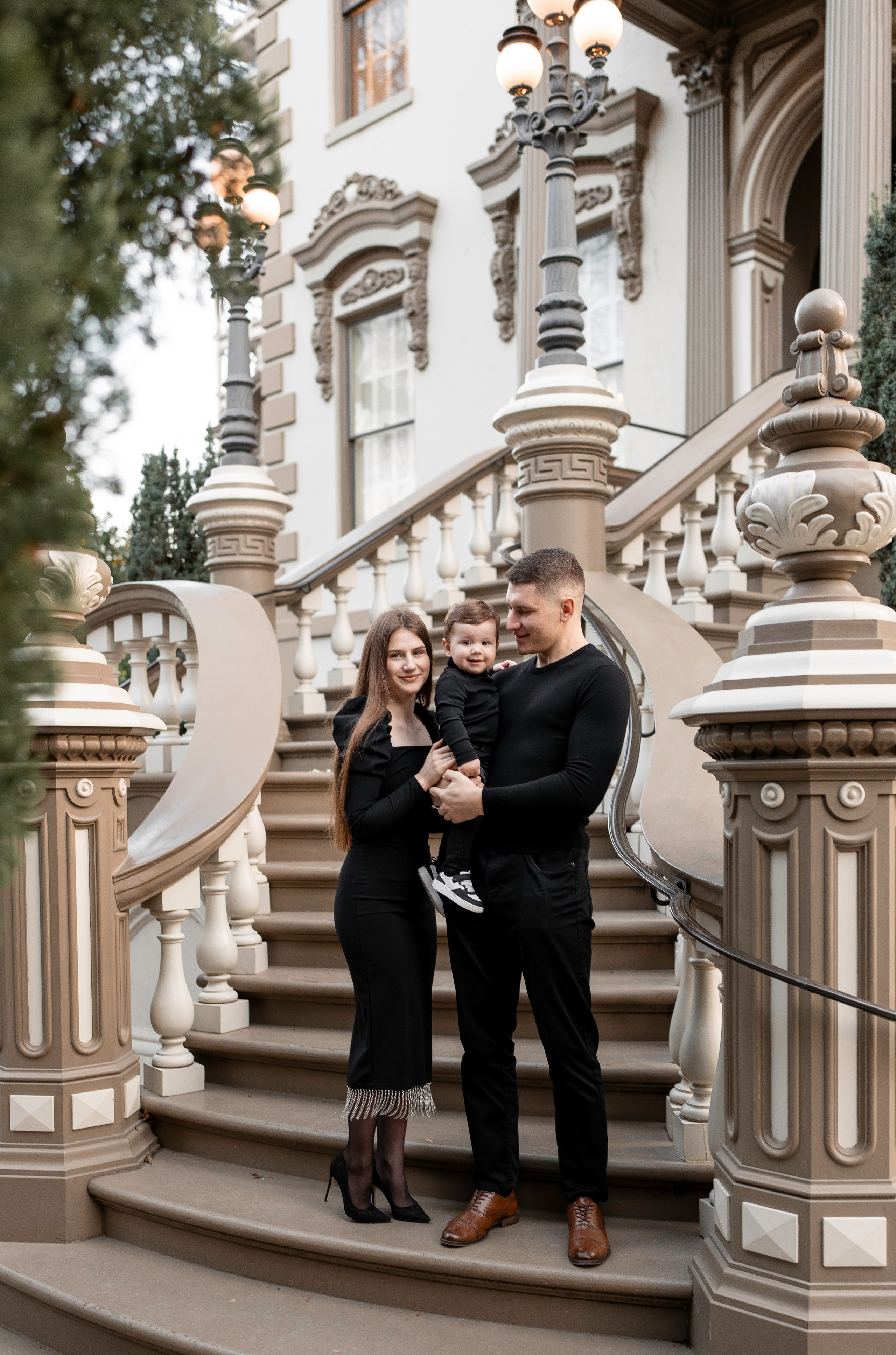 Artem, Nadia & Elisha. Family photographer in Sacramento | Sofia Pavenko