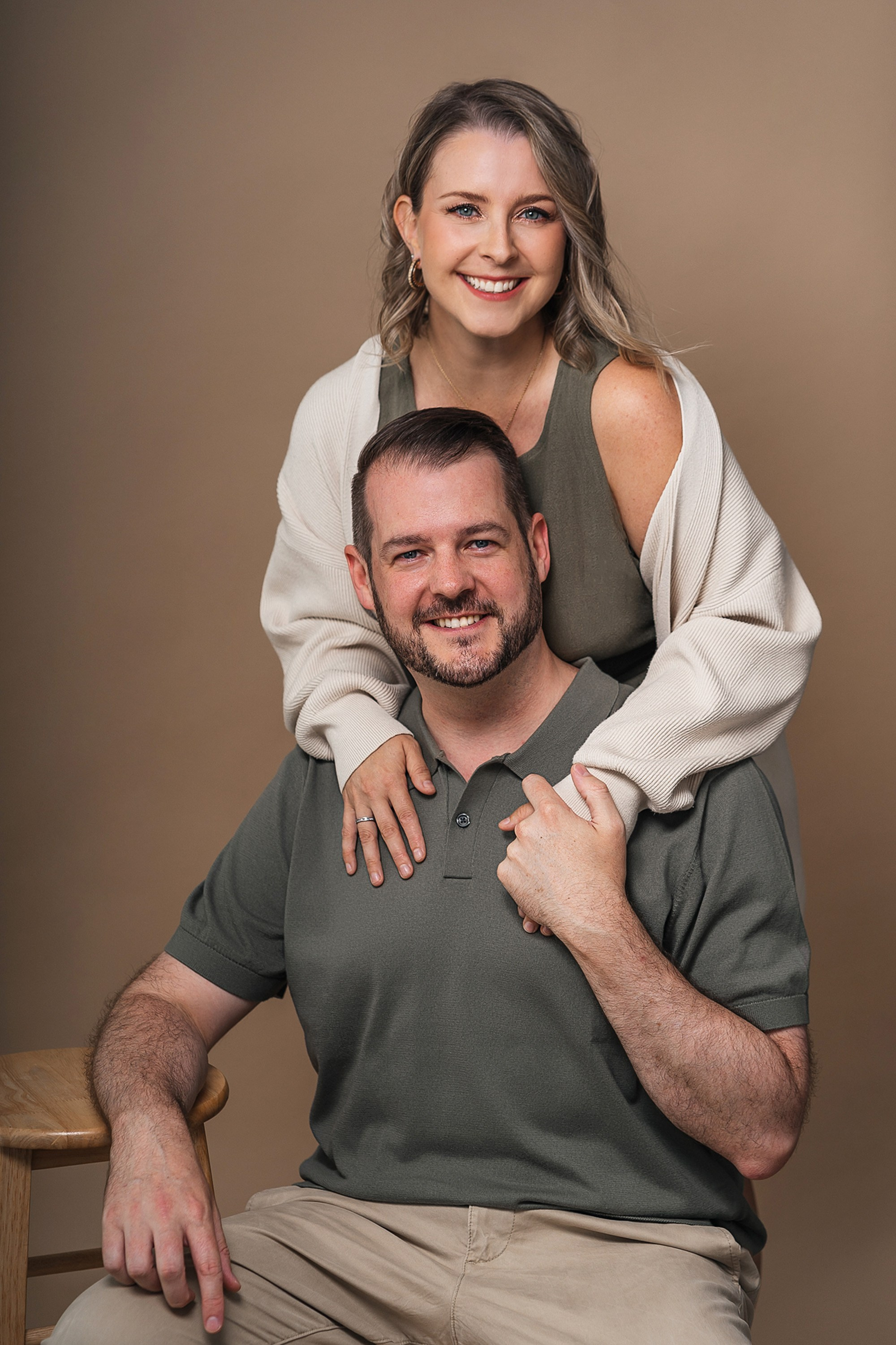 Justin, Charlie and Ani. Maria Elaeva Photography | Burnaby Portrait Photographer