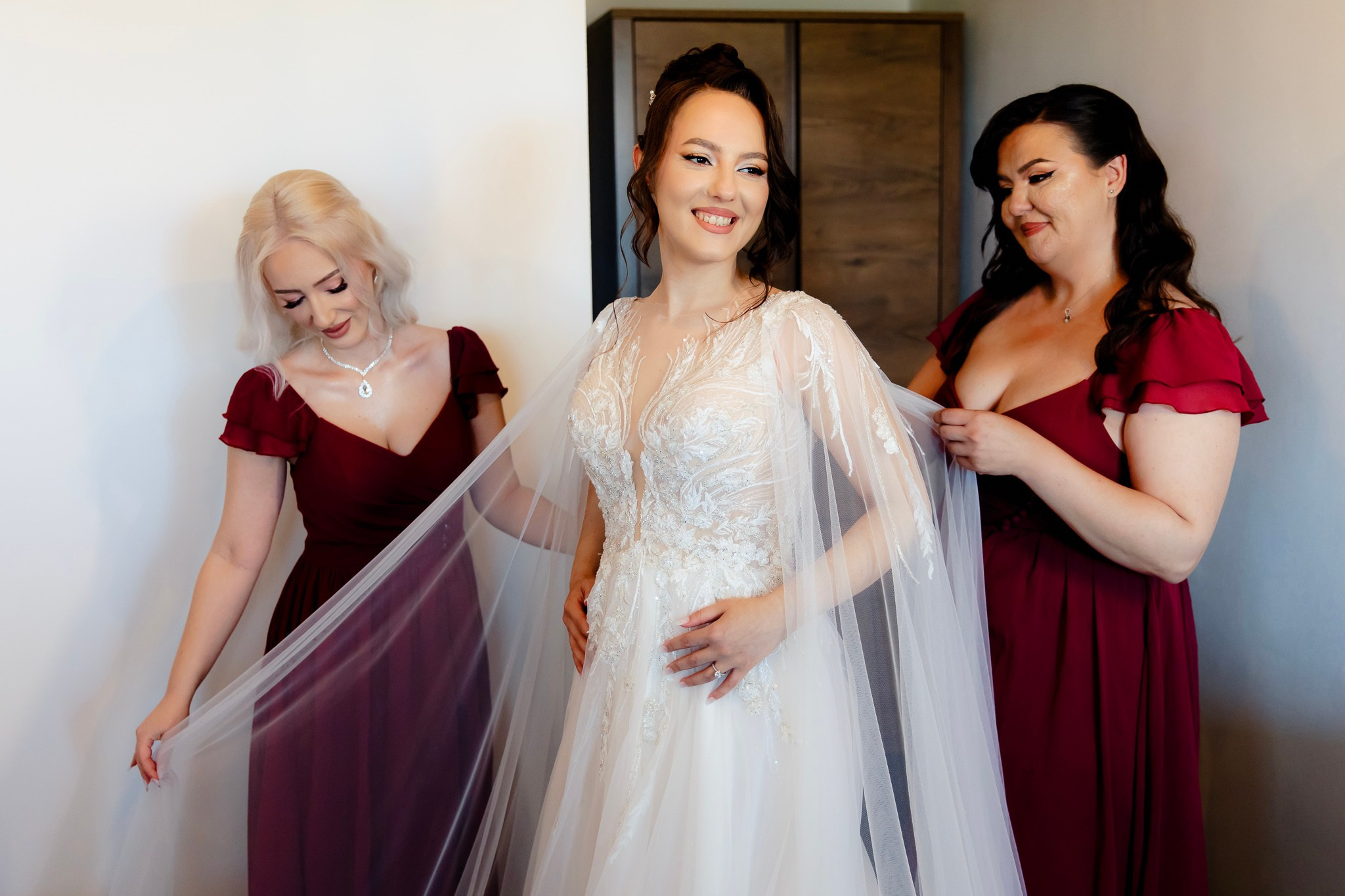 Ioana & Ionuț | Nuntă de poveste la Păstrăvăria Poiana din Mălini județul Suceava. Servicii foto-video profesionale, pentru momente de neuitat