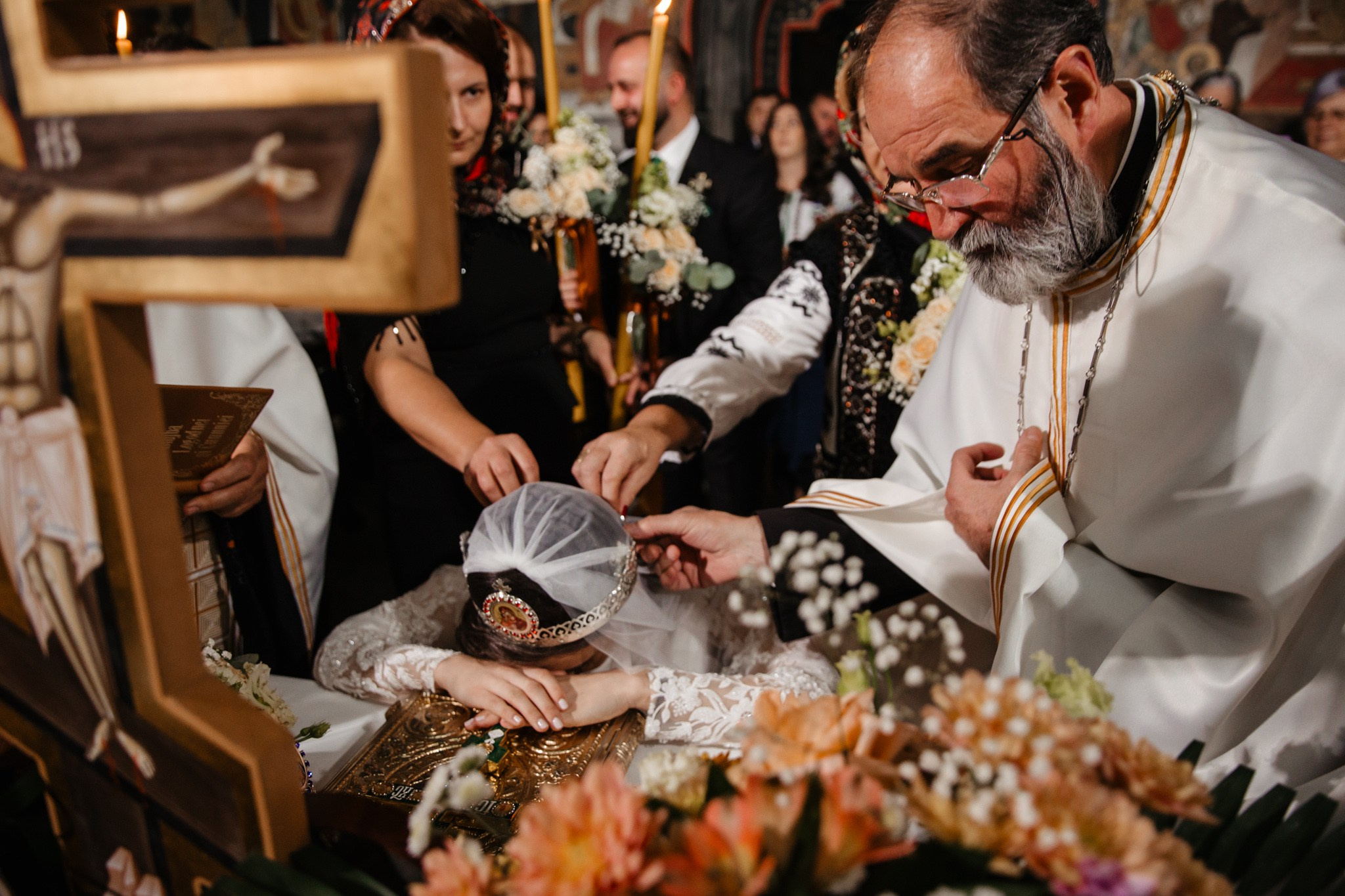 Nunta de Poveste la Sucevița: Cristi și Andreea. Servicii foto-video profesionale, pentru momente de neuitat