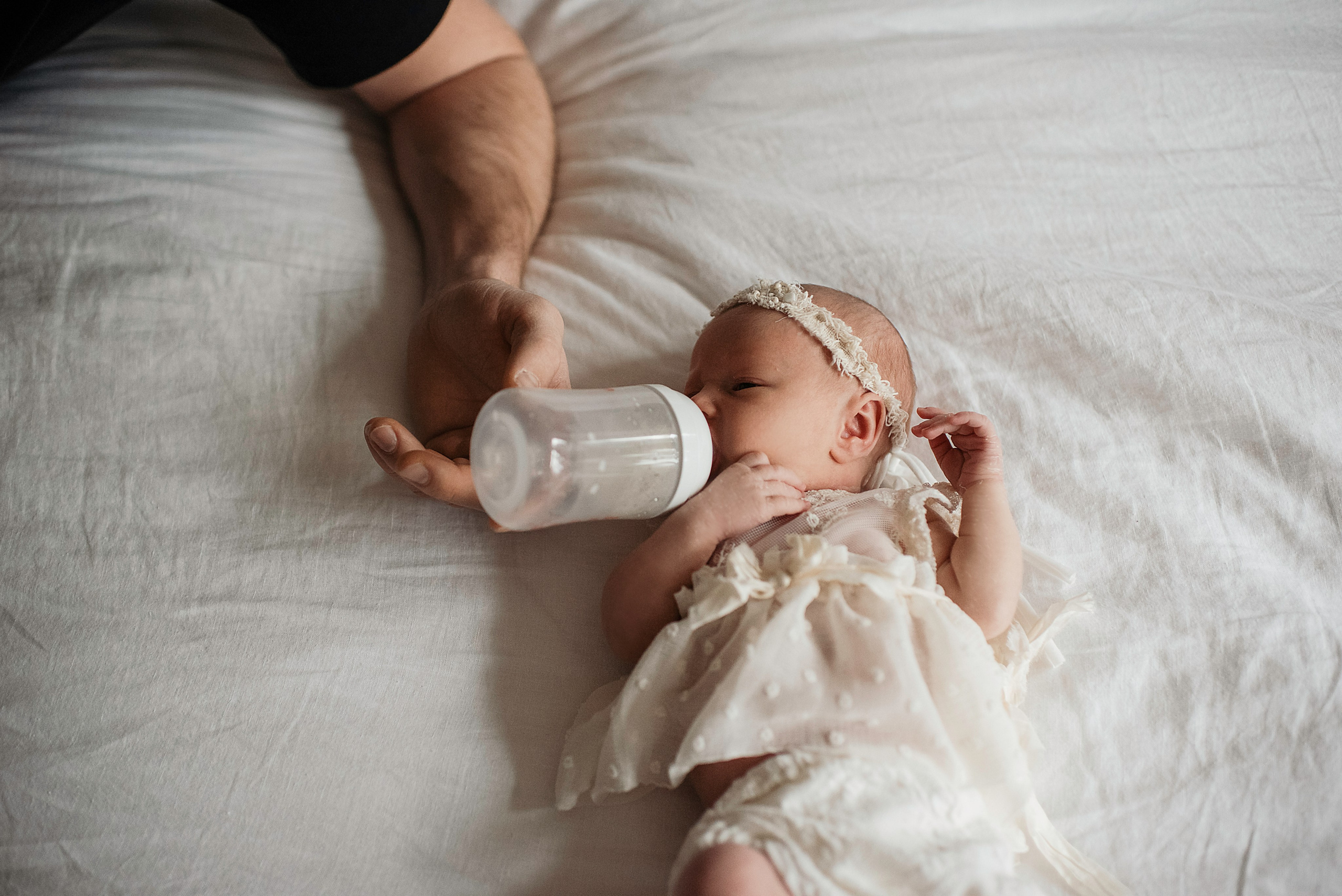 Little flower girl. Newborn, pregnancy, family photographer in New Jersey