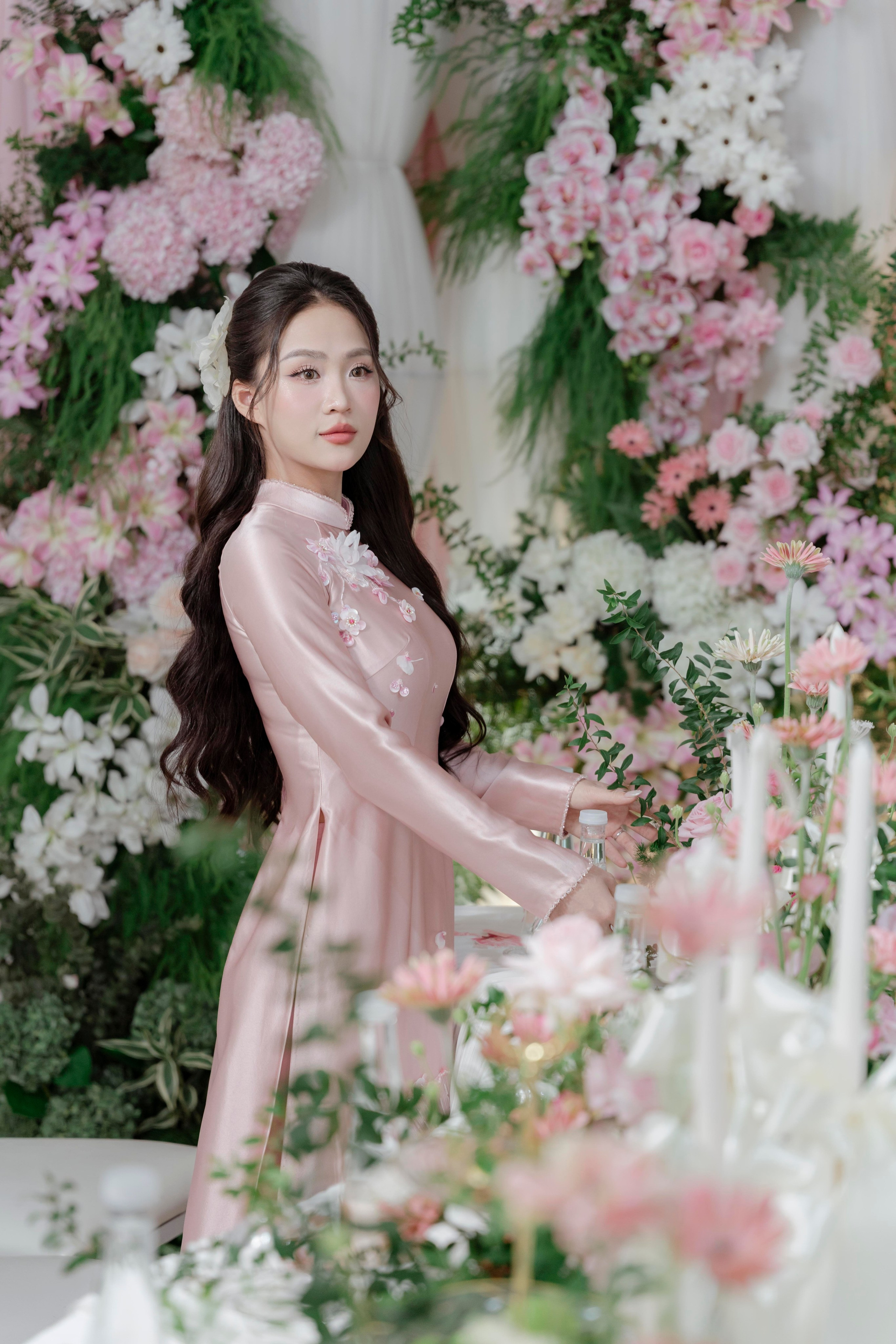 LINH & HUYEN. WEDDING PHOTOGRAPHER IN VIETNAM