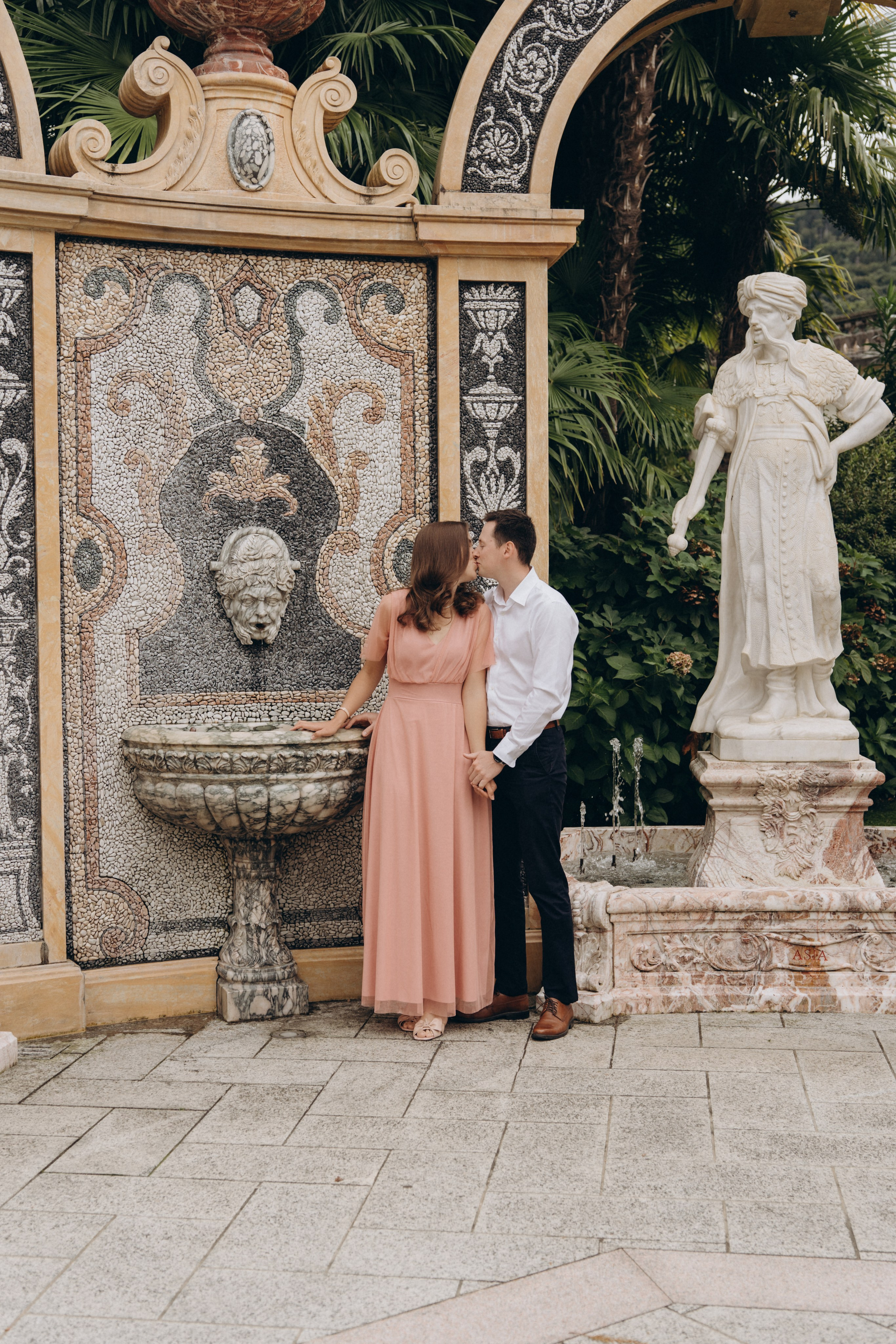 V&M. PHOTOGRAPHER IN ITALY