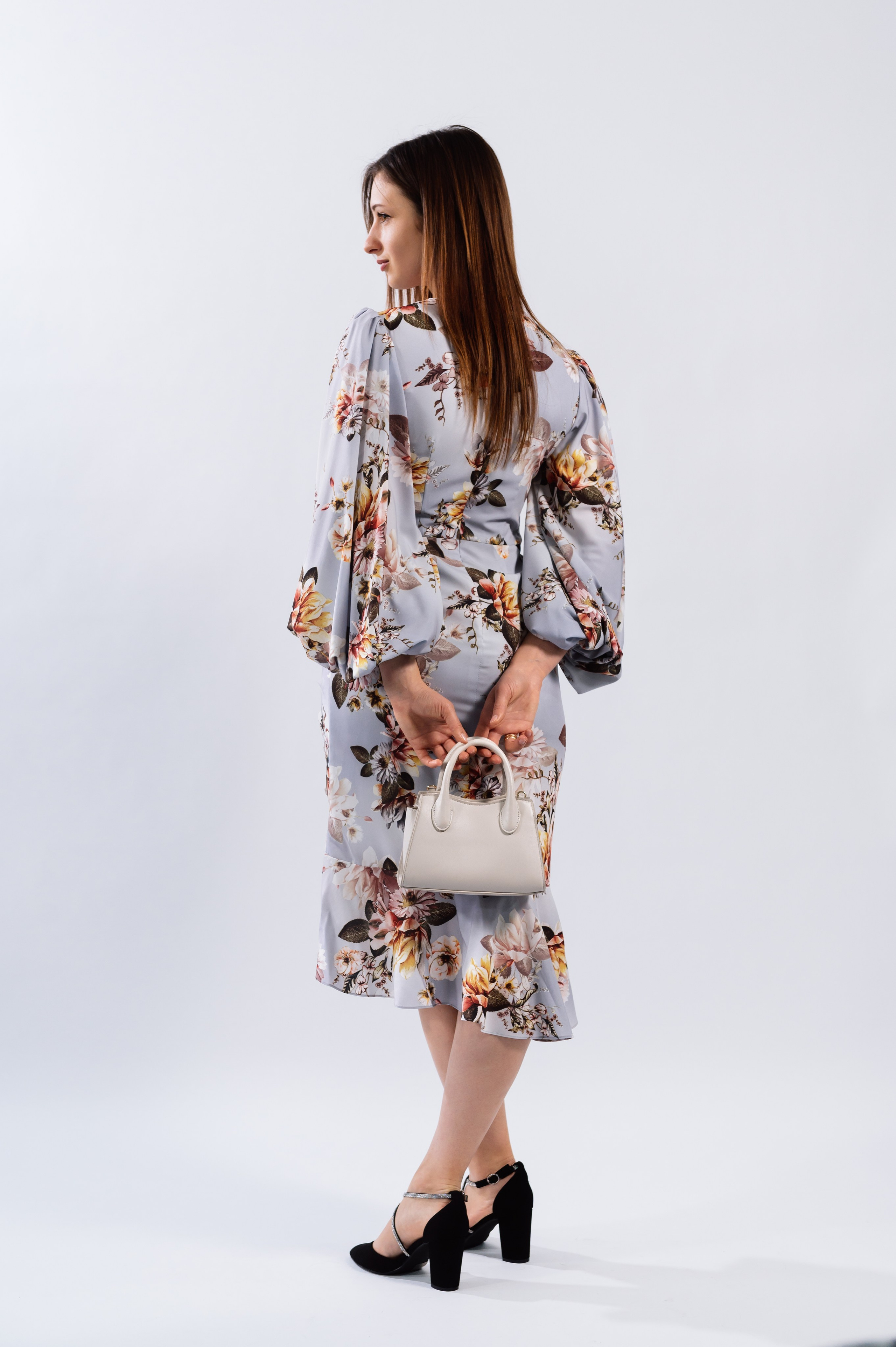 Rochie. Designer vestimentar: elaborarea, proiectarea și confectionare…