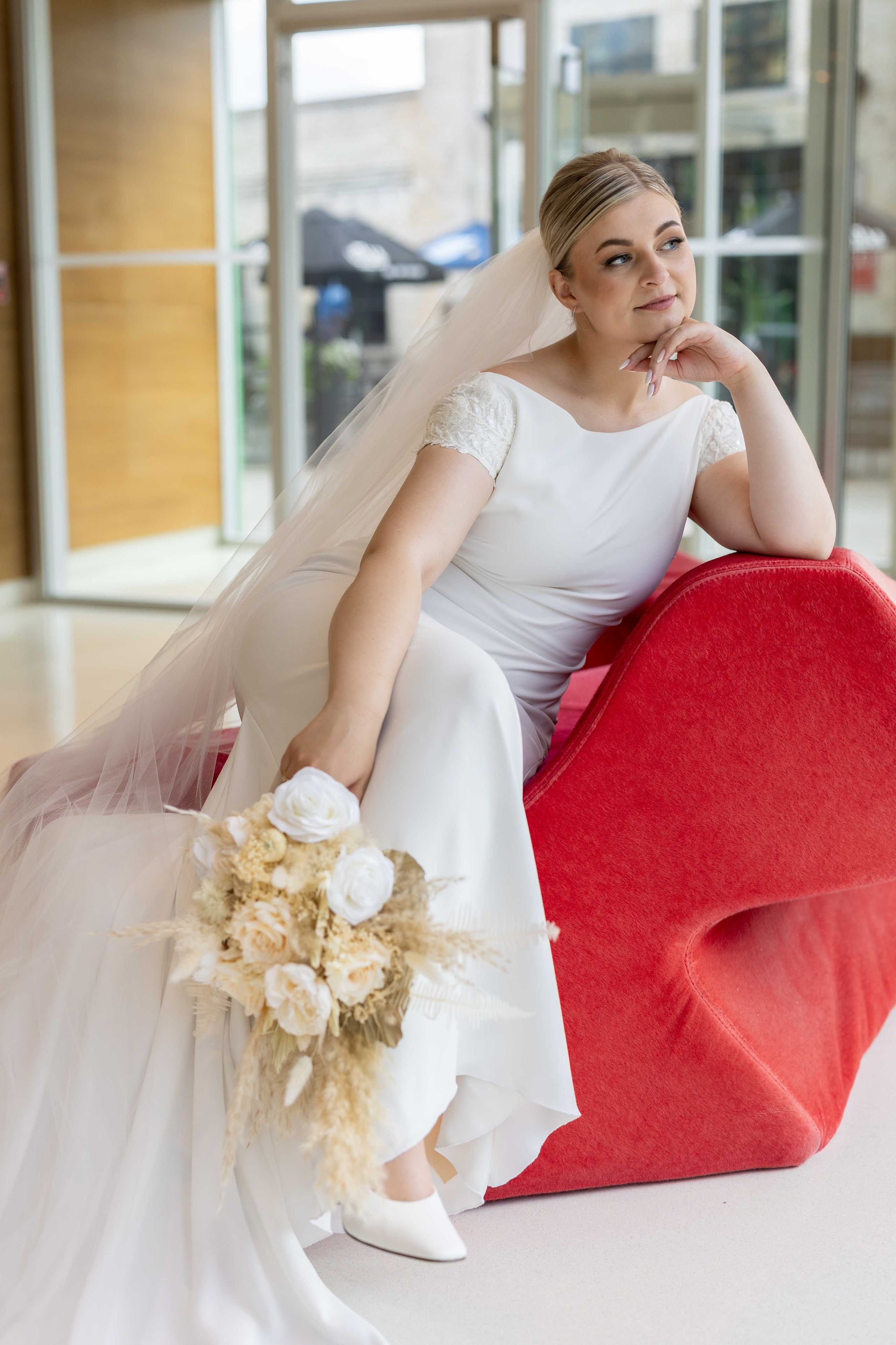 Khrystyna & Zachary (Winnipeg Art Gallery). Wedding Photographer in Winnipeg — Cinematic & Timeless by Vitiuk Photography