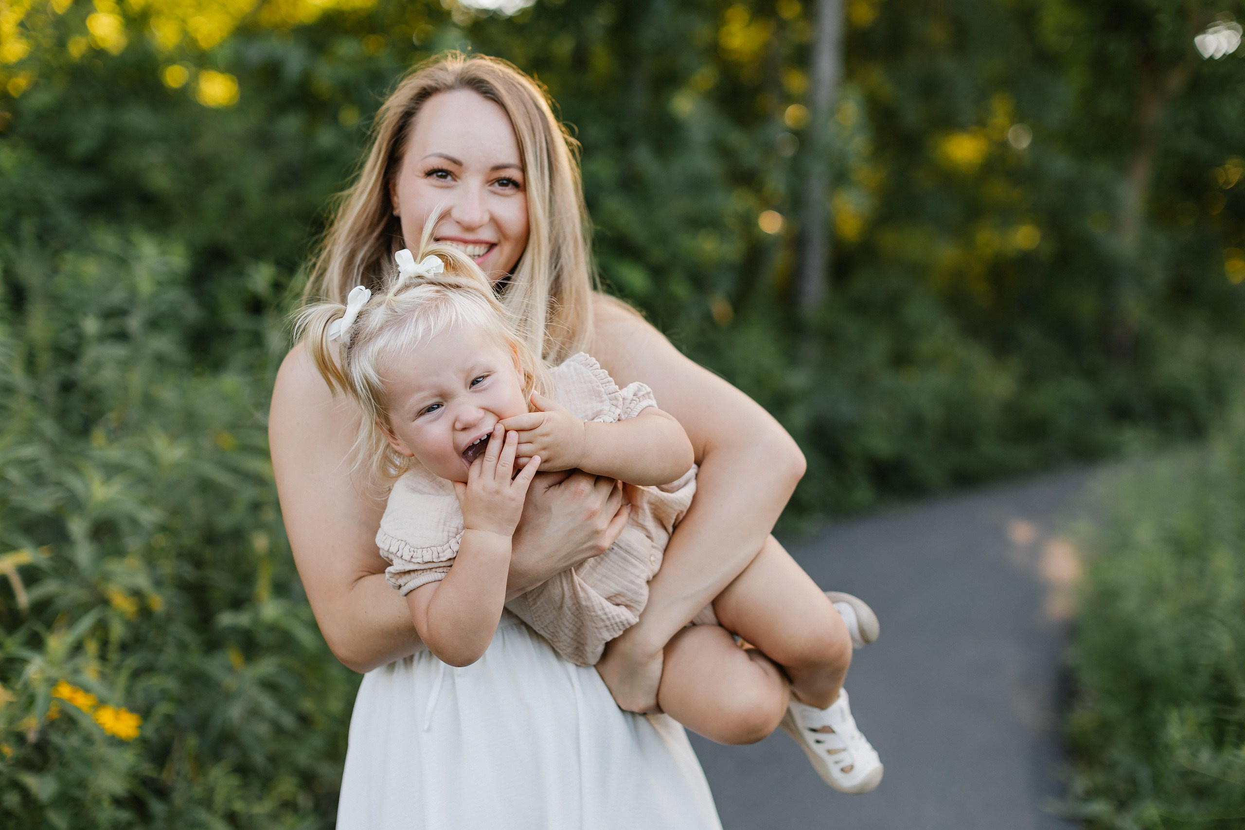 08.21.25 Family Photoshoot. Wedding family event photographer in Chicago Nick Yushevich