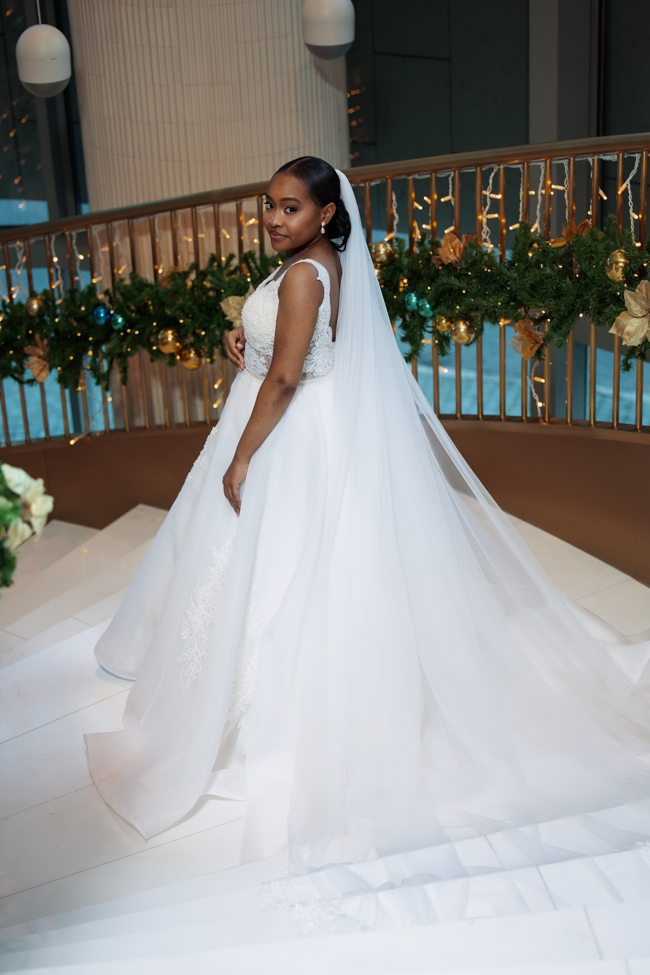 Nawik e Ethson. Fazemos o seu casamento ser lembrado por gerações