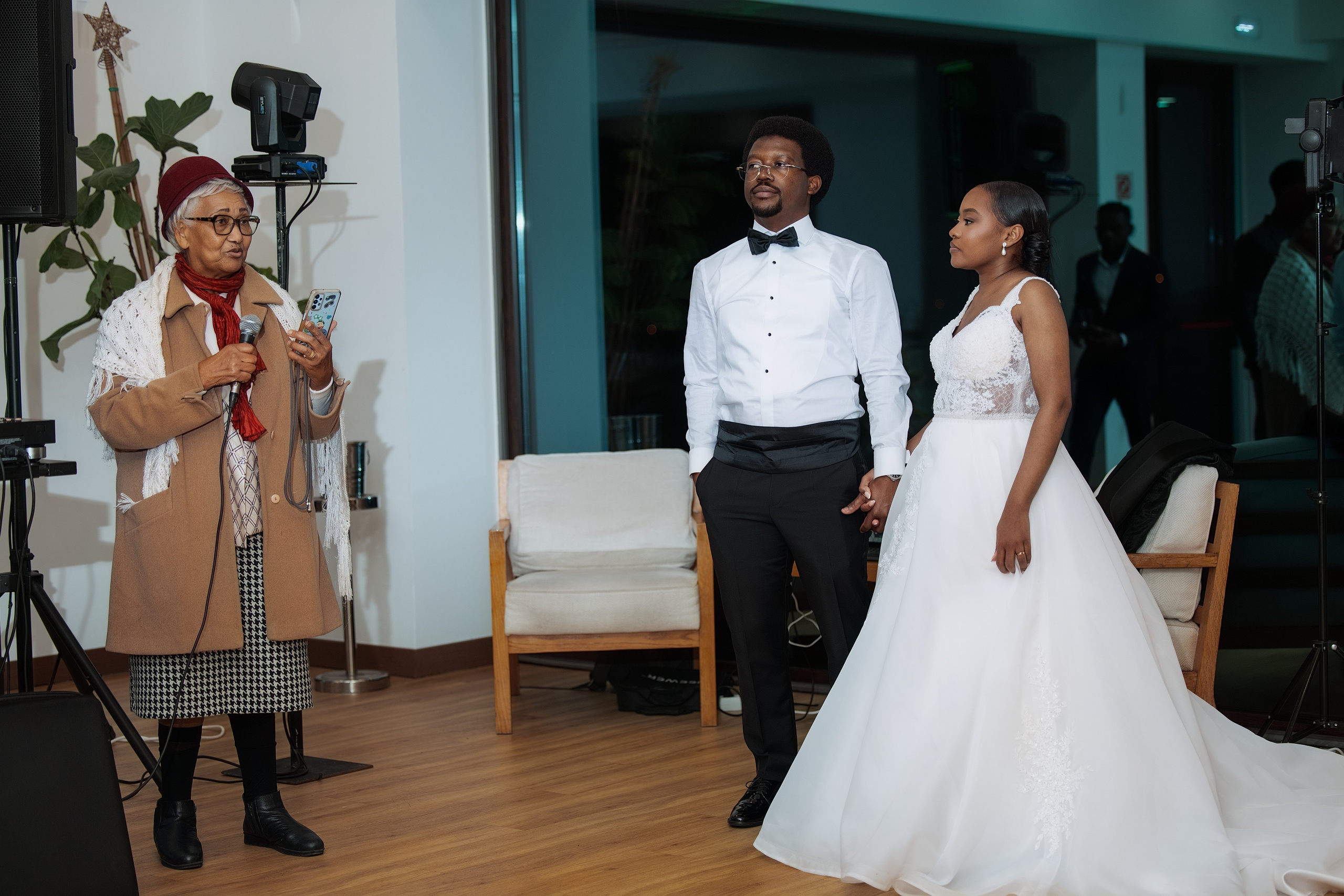 Nawik e Ethson. Fazemos o seu casamento ser lembrado por gerações