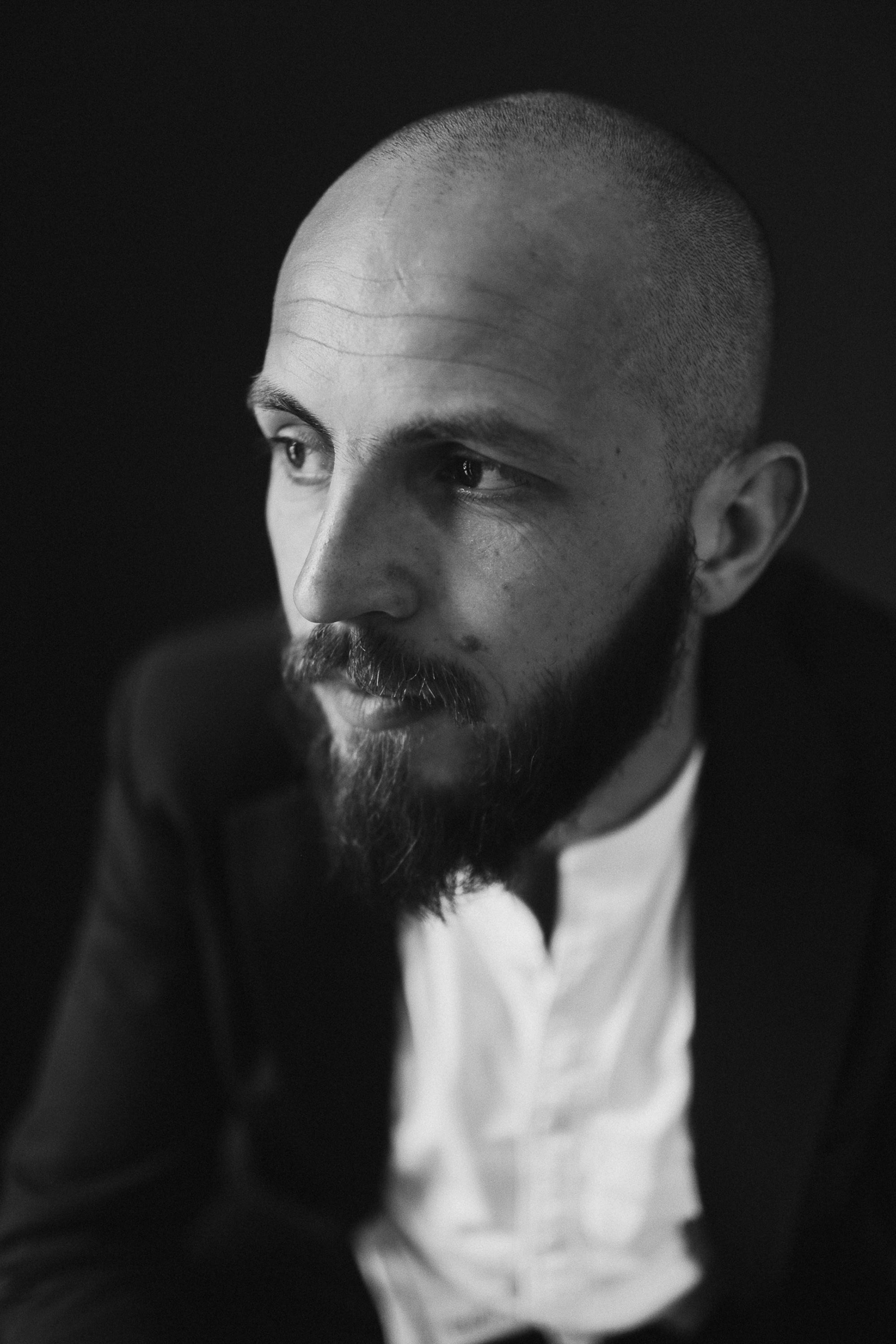 Black and white groom portrait, formal wedding look