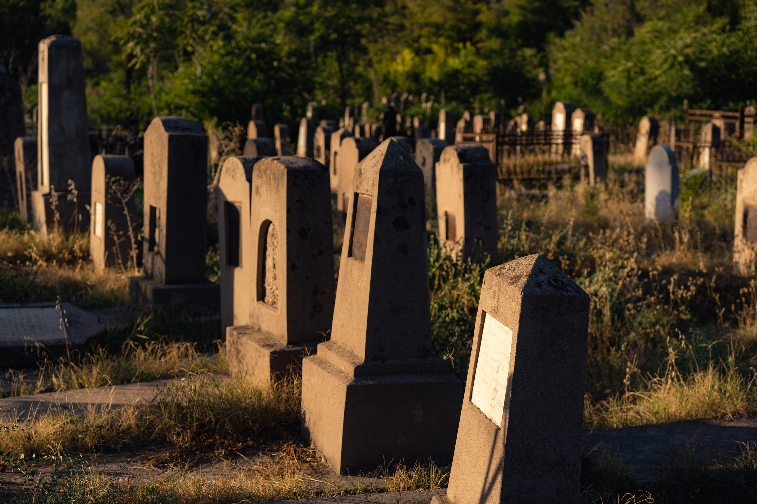 Клиент всегда мёртв: профессия — могильщик. Георгий Намазов | Фотограф в Ташкенте