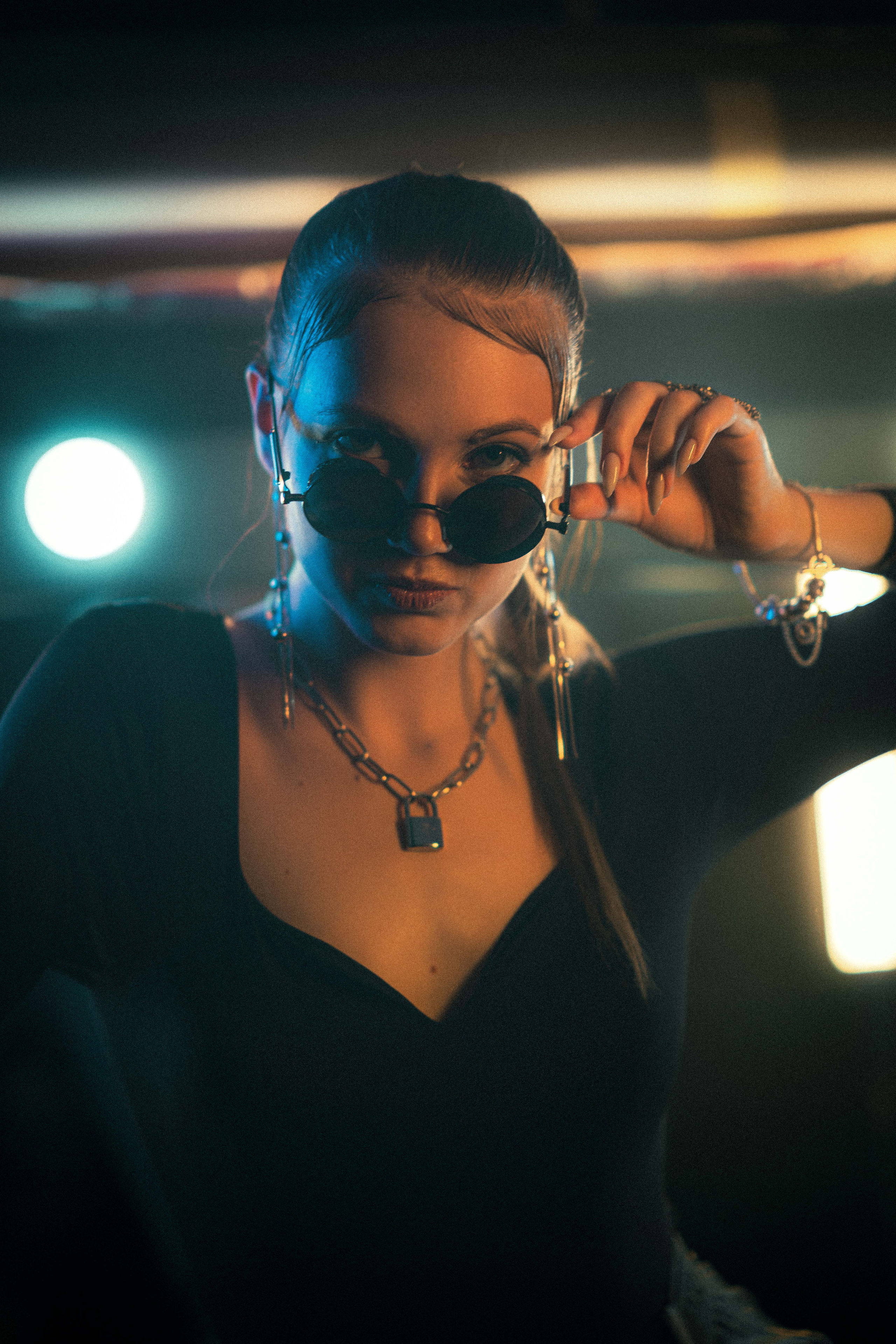 Ksenia. Mirror lights. Георгий Намазов | Фотограф в Ташкенте