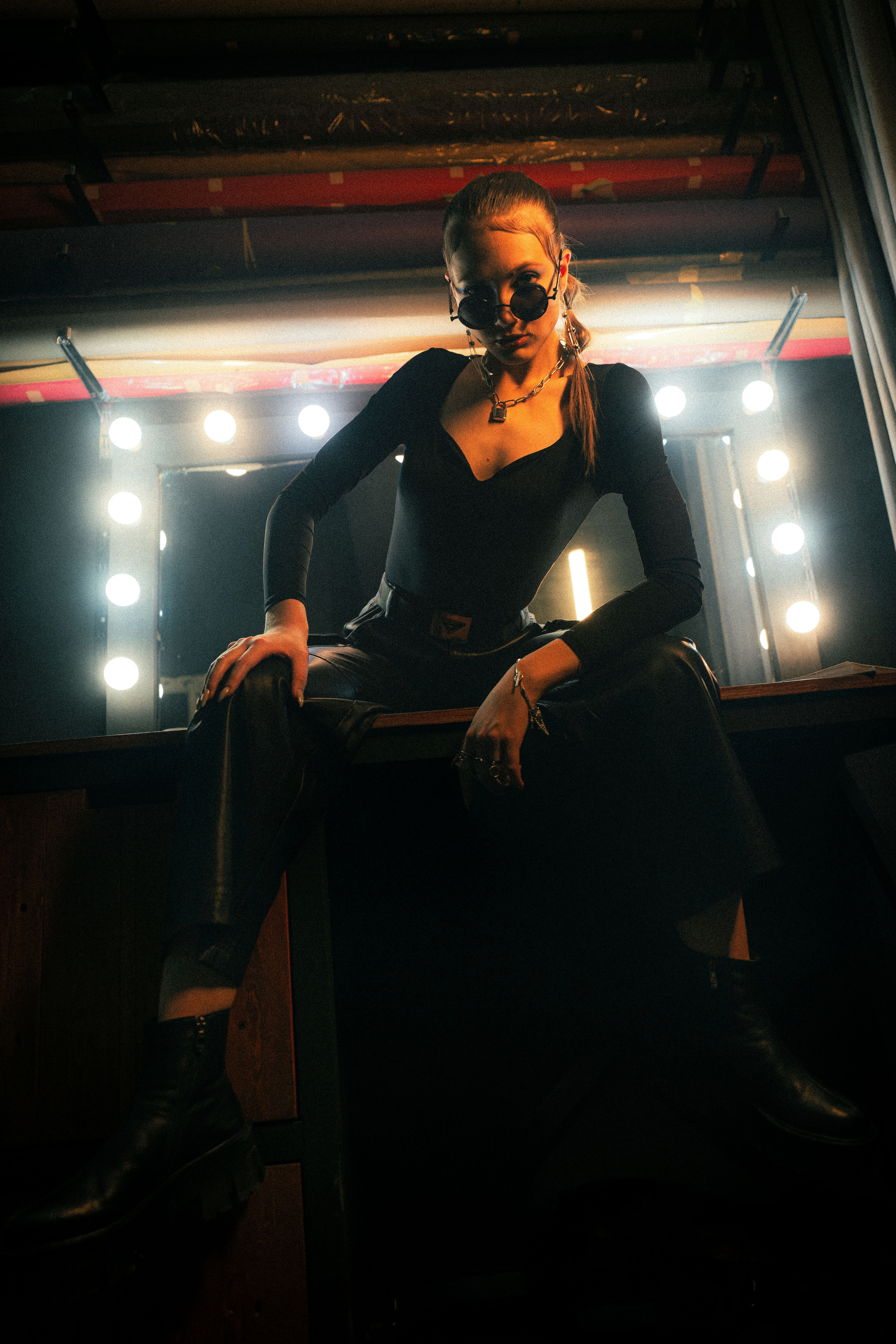 Ksenia. Mirror lights. Георгий Намазов | Фотограф в Ташкенте