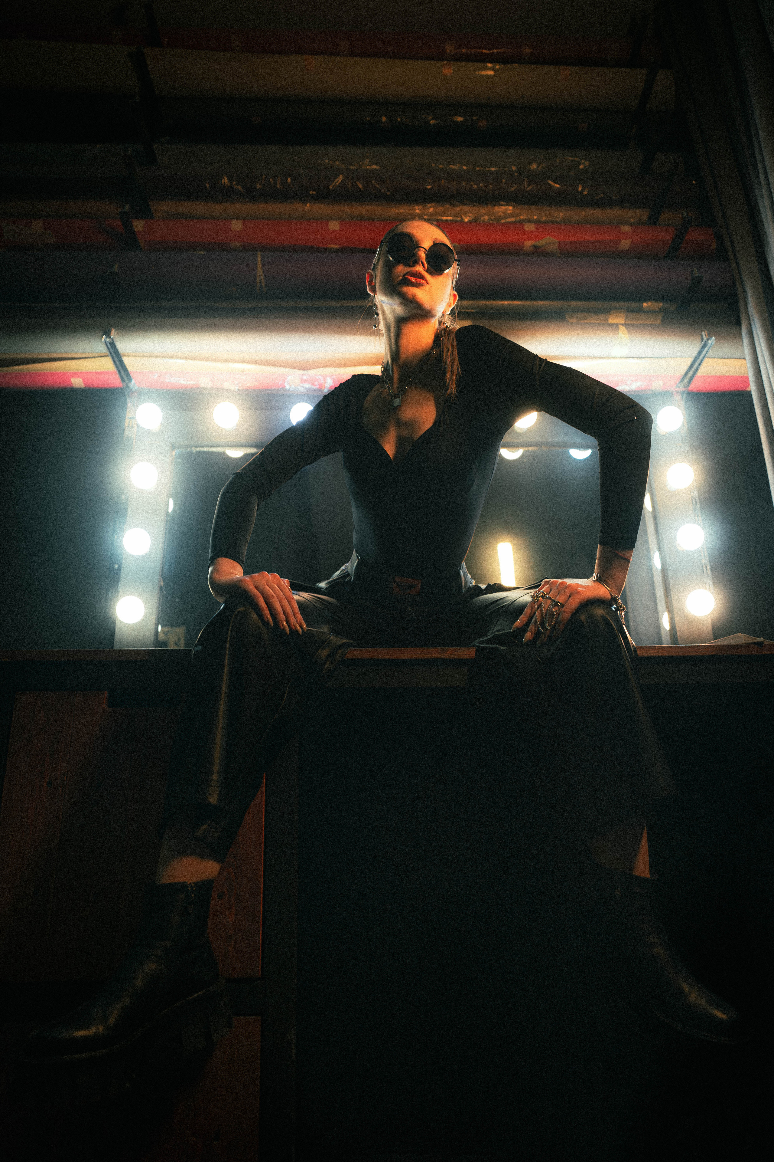 Ksenia. Mirror lights. Георгий Намазов | Фотограф в Ташкенте