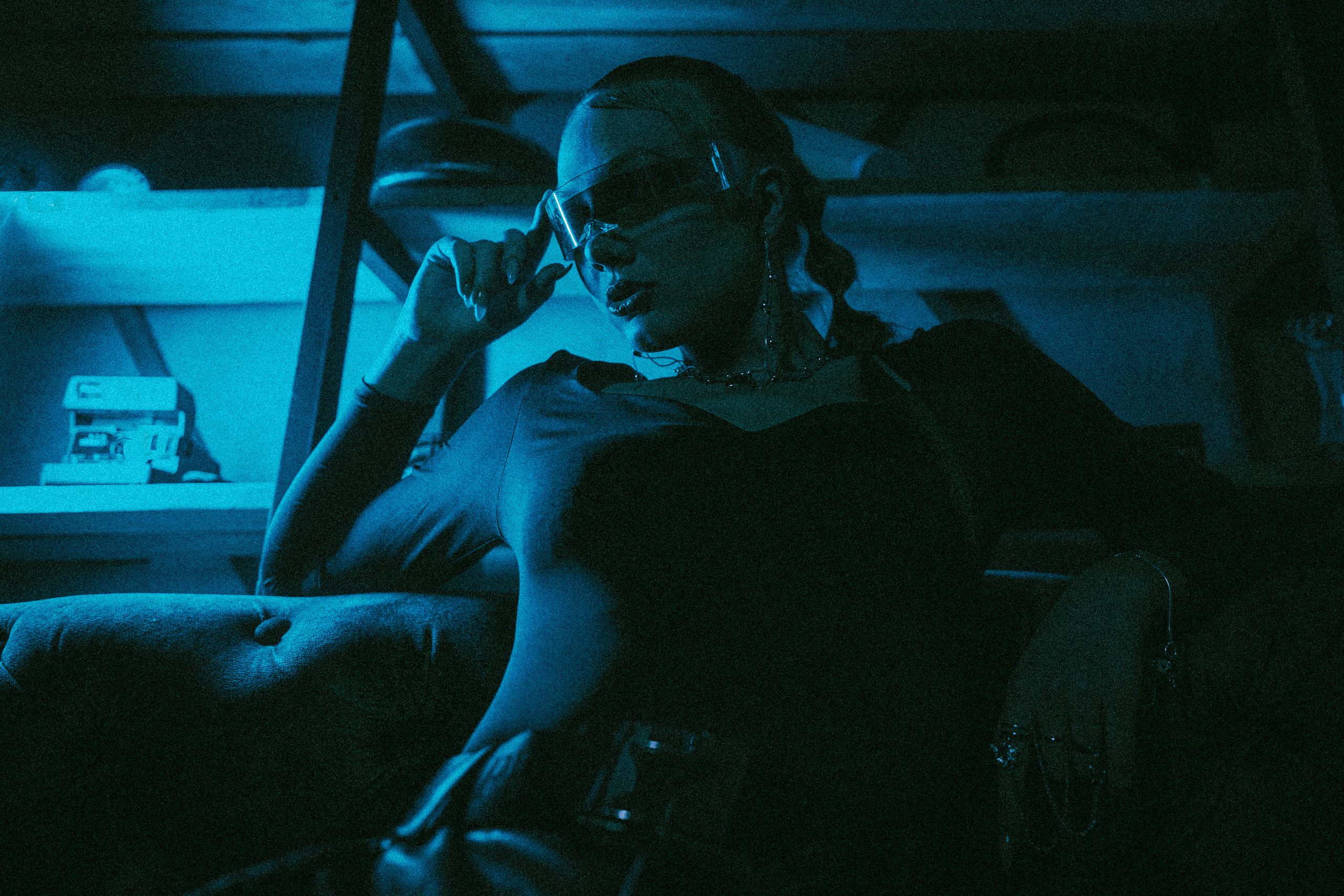 Ksenia — Neon lights. Георгий Намазов | Фотограф в Ташкенте