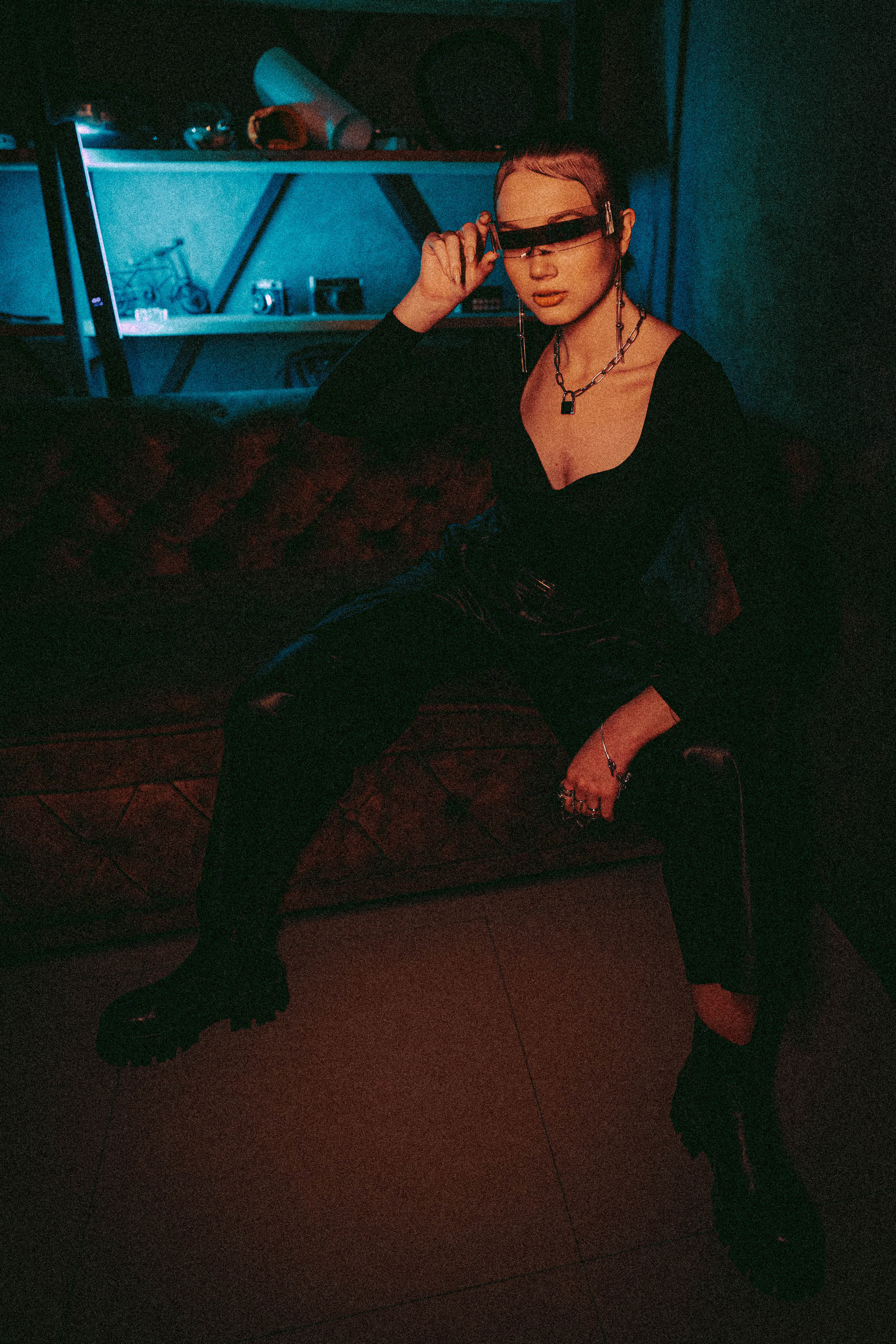 Ksenia — Neon lights. Георгий Намазов | Фотограф в Ташкенте