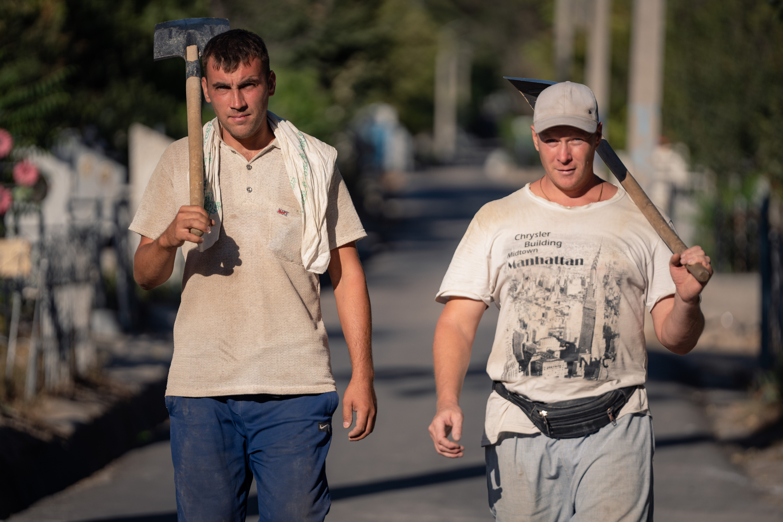 Клиент всегда мёртв: профессия — могильщик. Георгий Намазов | Фотограф в Ташкенте