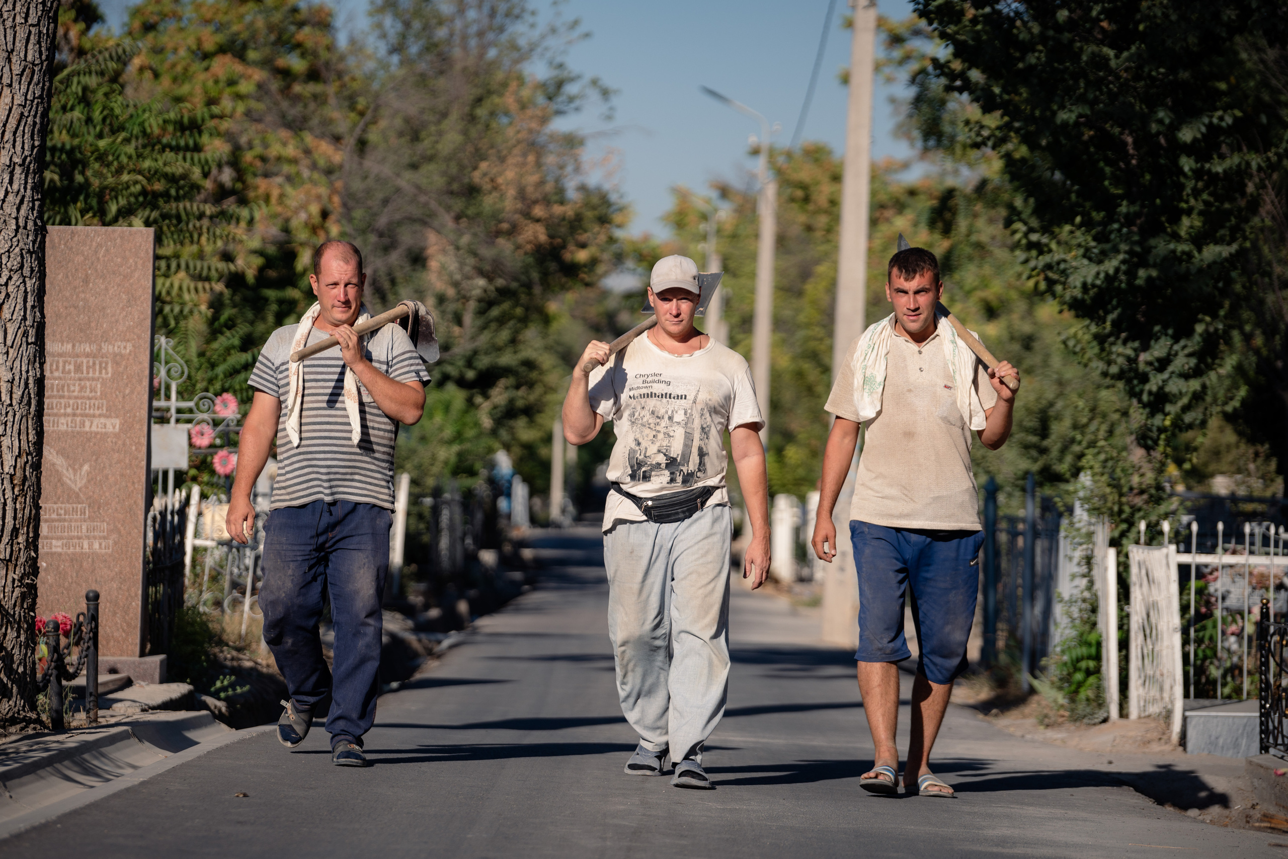 Клиент всегда мёртв: профессия — могильщик. Георгий Намазов | Фотограф в Ташкенте
