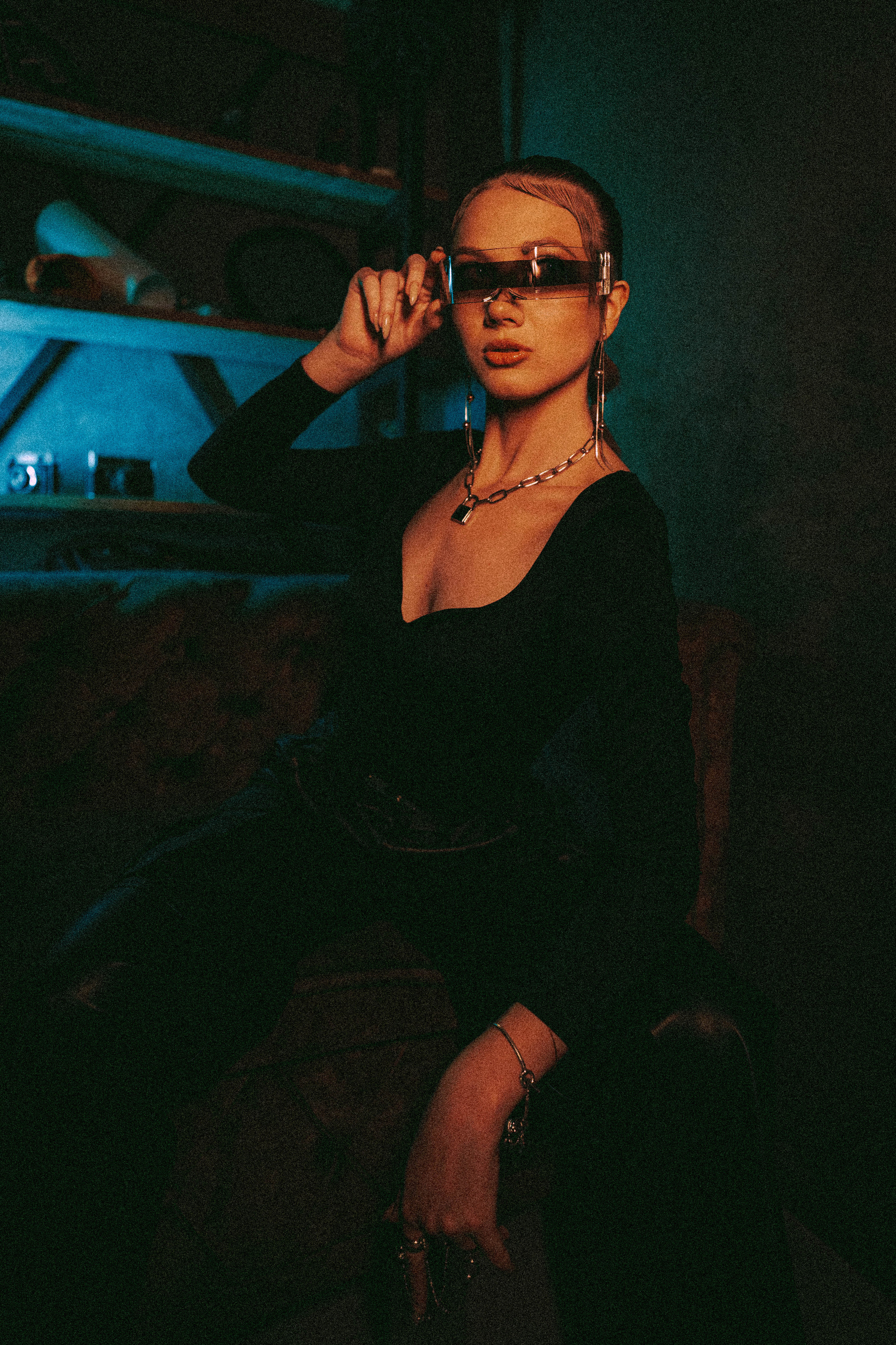 Ksenia — Neon lights. Георгий Намазов | Фотограф в Ташкенте