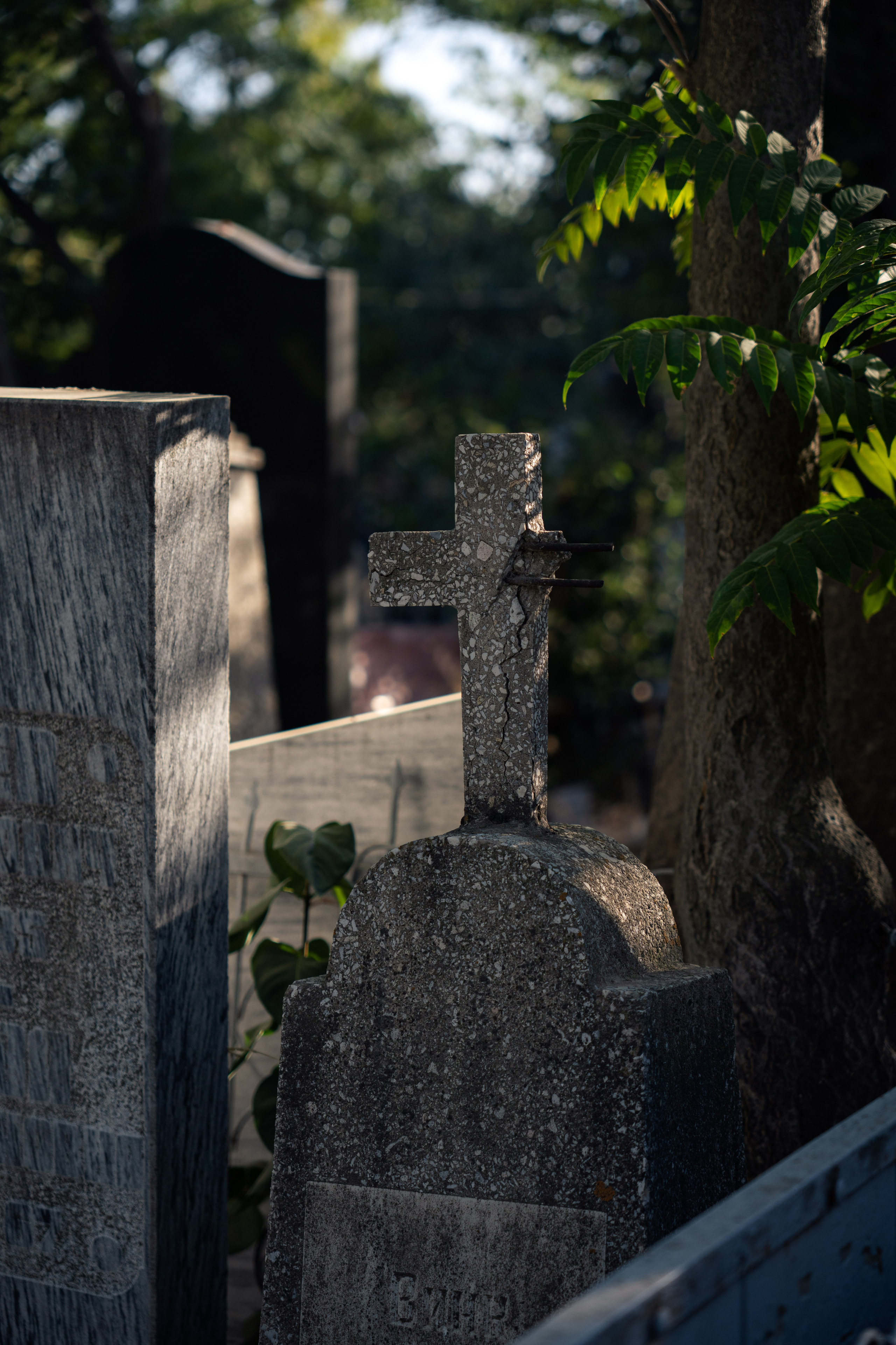 Клиент всегда мёртв: профессия — могильщик. Георгий Намазов | Фотограф в Ташкенте