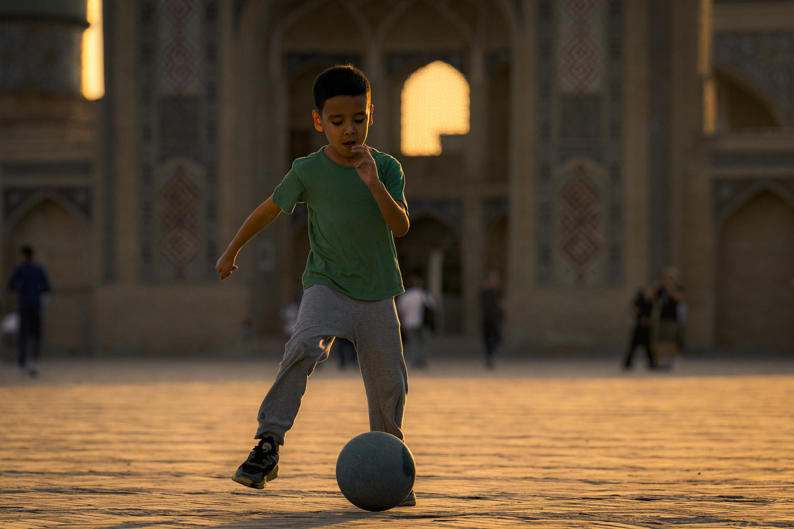 Игра на закате. Георгий Намазов | Фотограф в Ташкенте