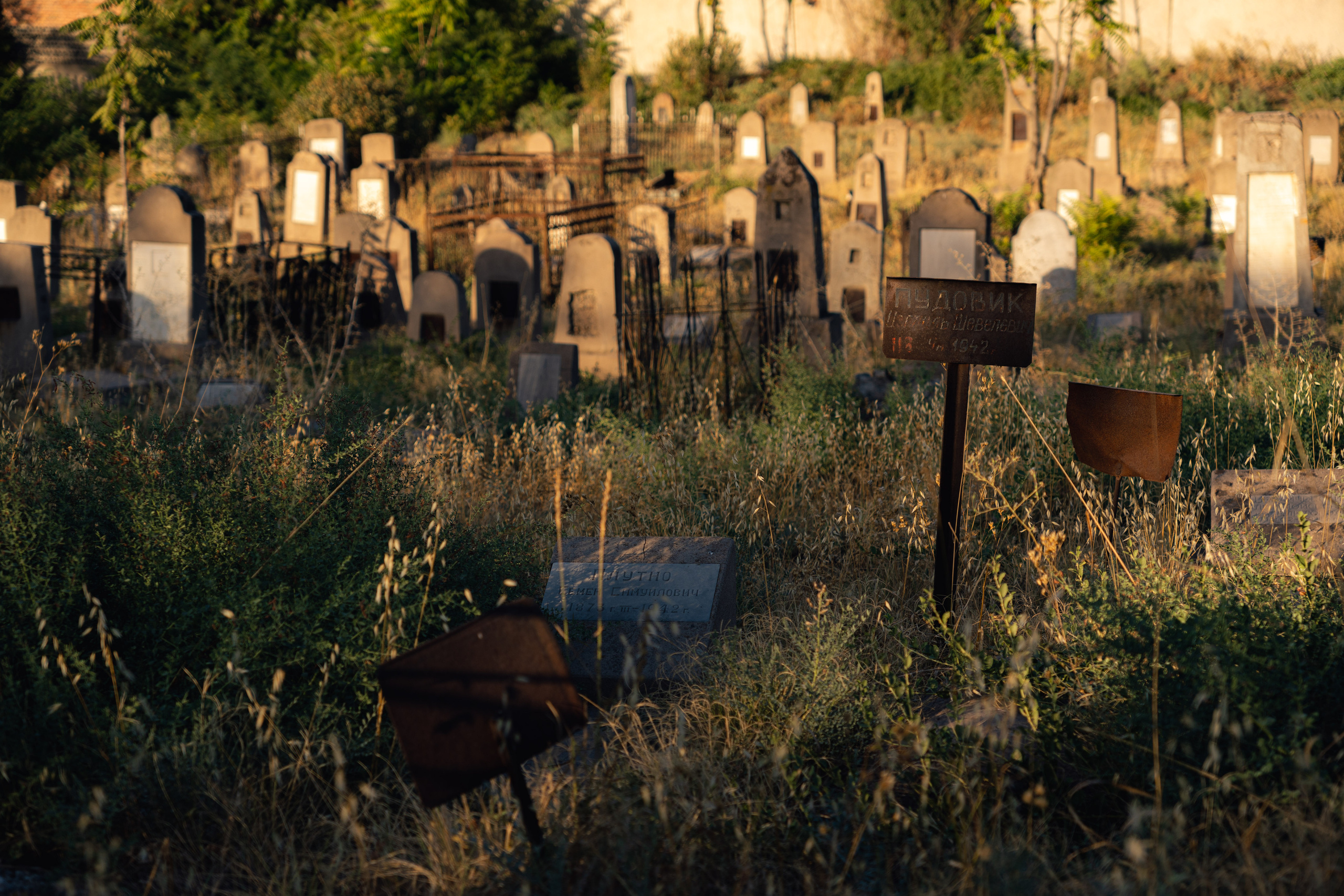 Клиент всегда мёртв: профессия — могильщик. Георгий Намазов | Фотограф в Ташкенте
