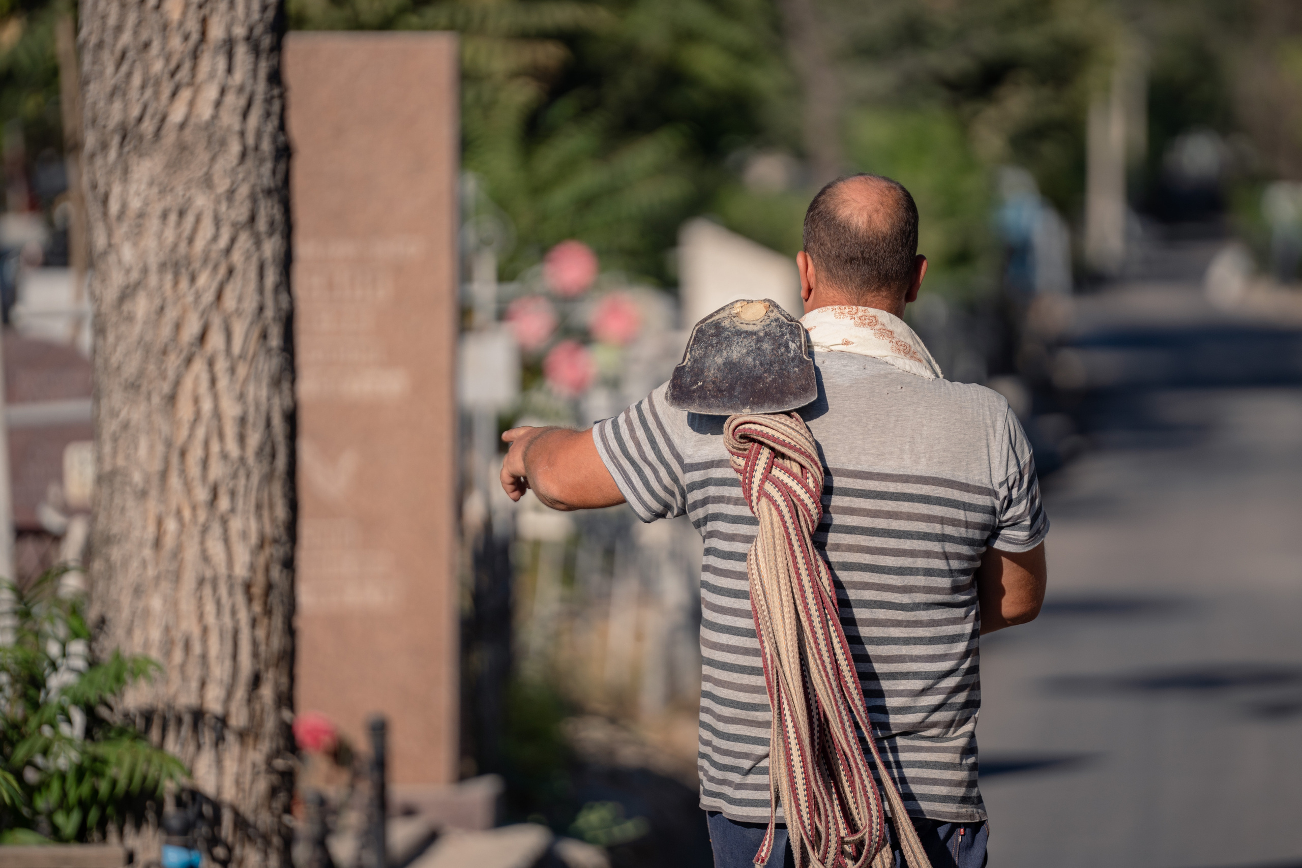 Клиент всегда мёртв: профессия — могильщик. Георгий Намазов | Фотограф в Ташкенте