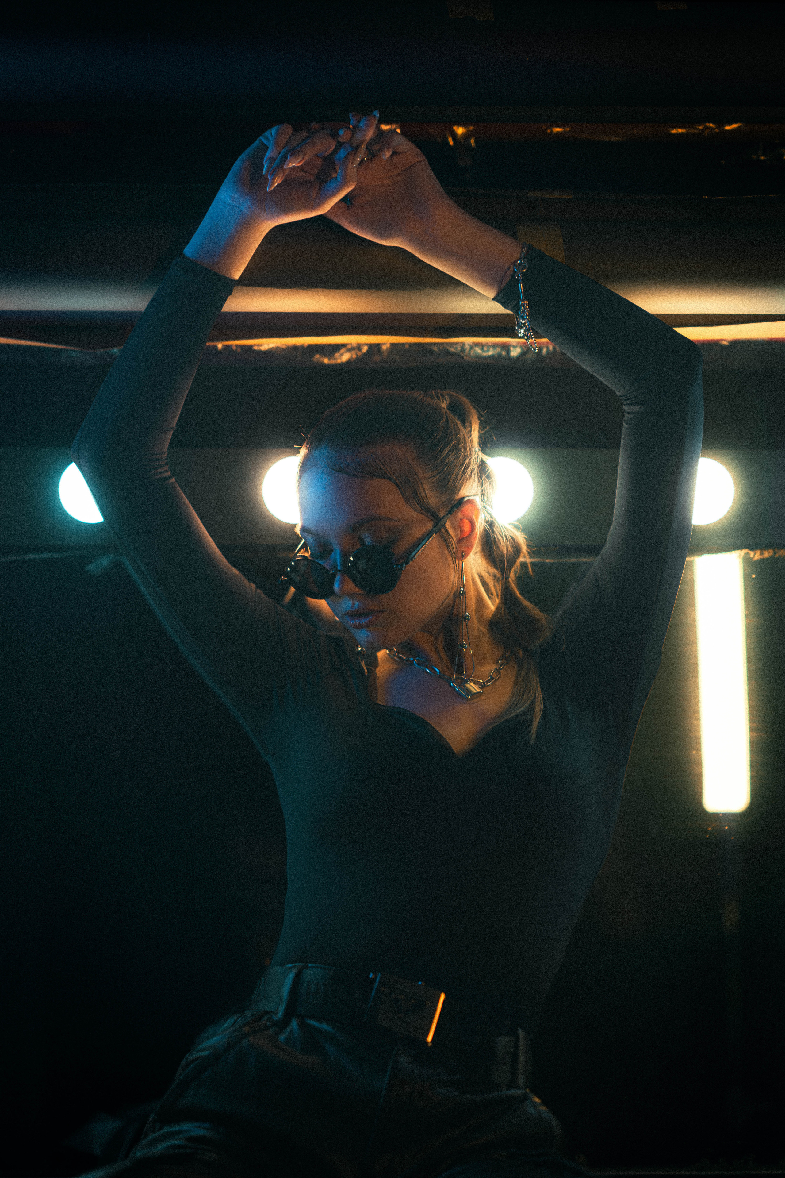 Ksenia. Mirror lights. Георгий Намазов | Фотограф в Ташкенте