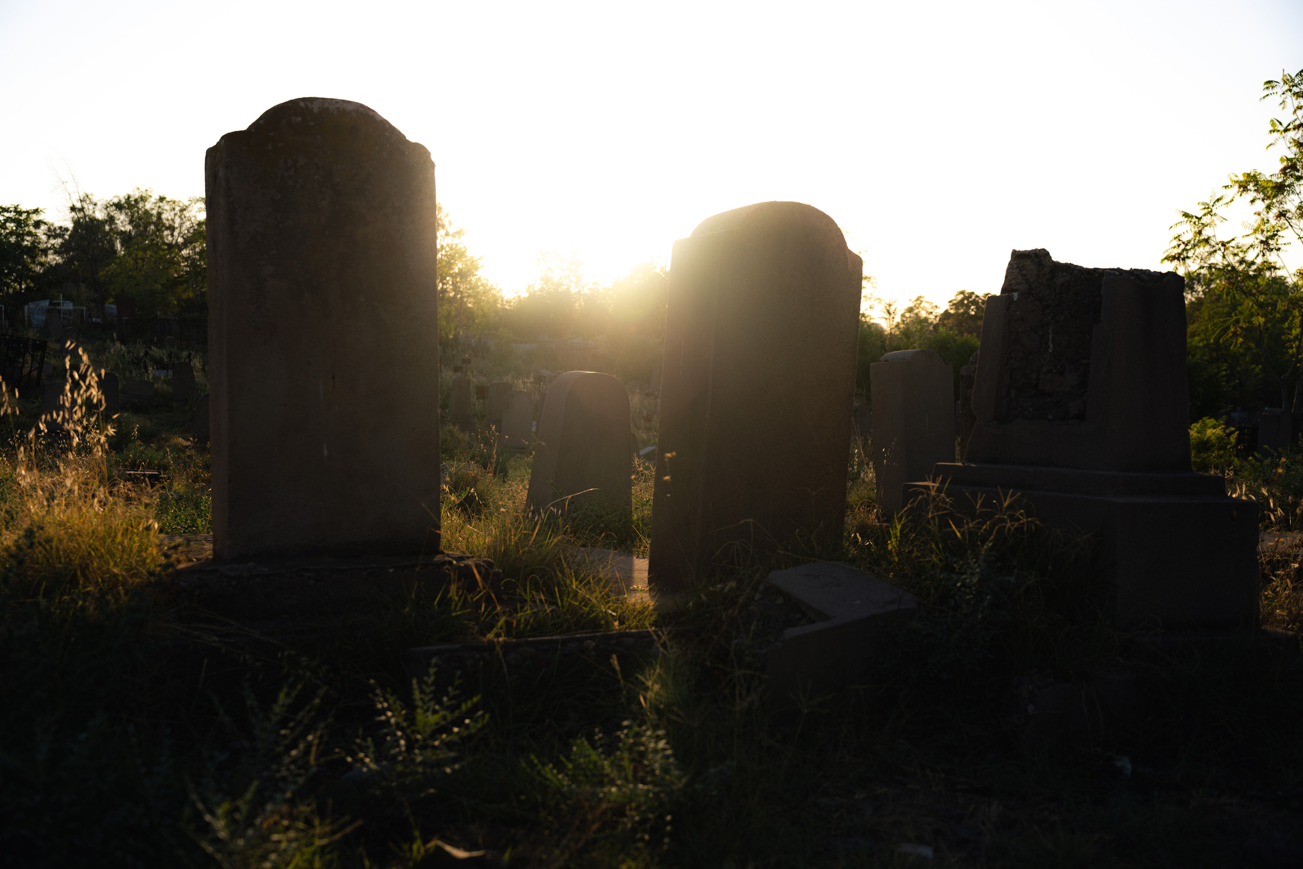 Клиент всегда мёртв: профессия — могильщик. Георгий Намазов | Фотограф в Ташкенте