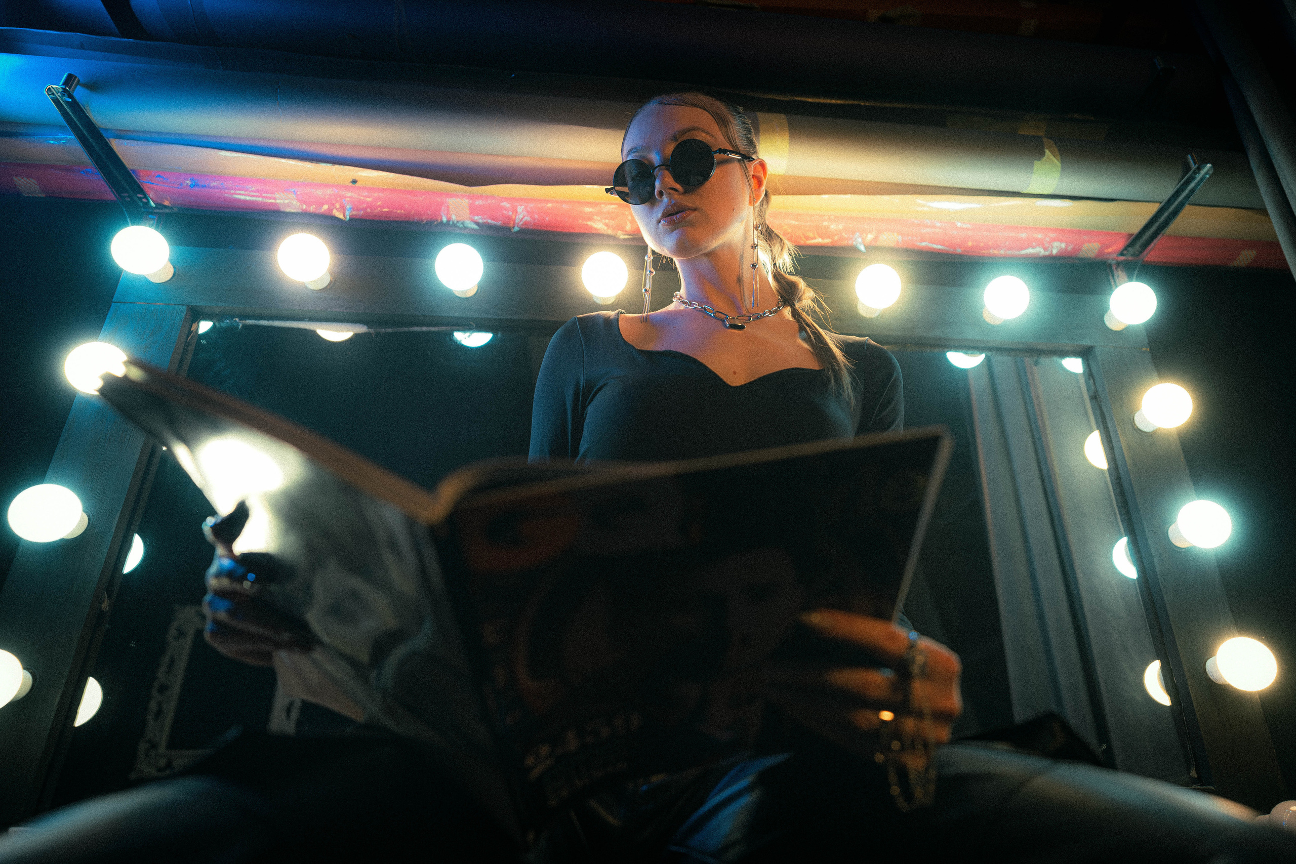 Ksenia. Mirror lights. Георгий Намазов | Фотограф в Ташкенте