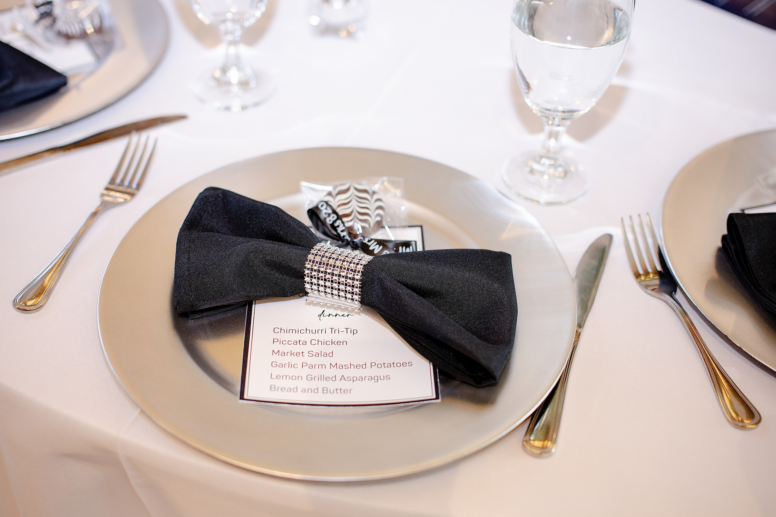 Mini Wedding Photography in Roseville & Surrounding Areas. Family photographer in Roseville, Rocklin, Folsom, Sacramento