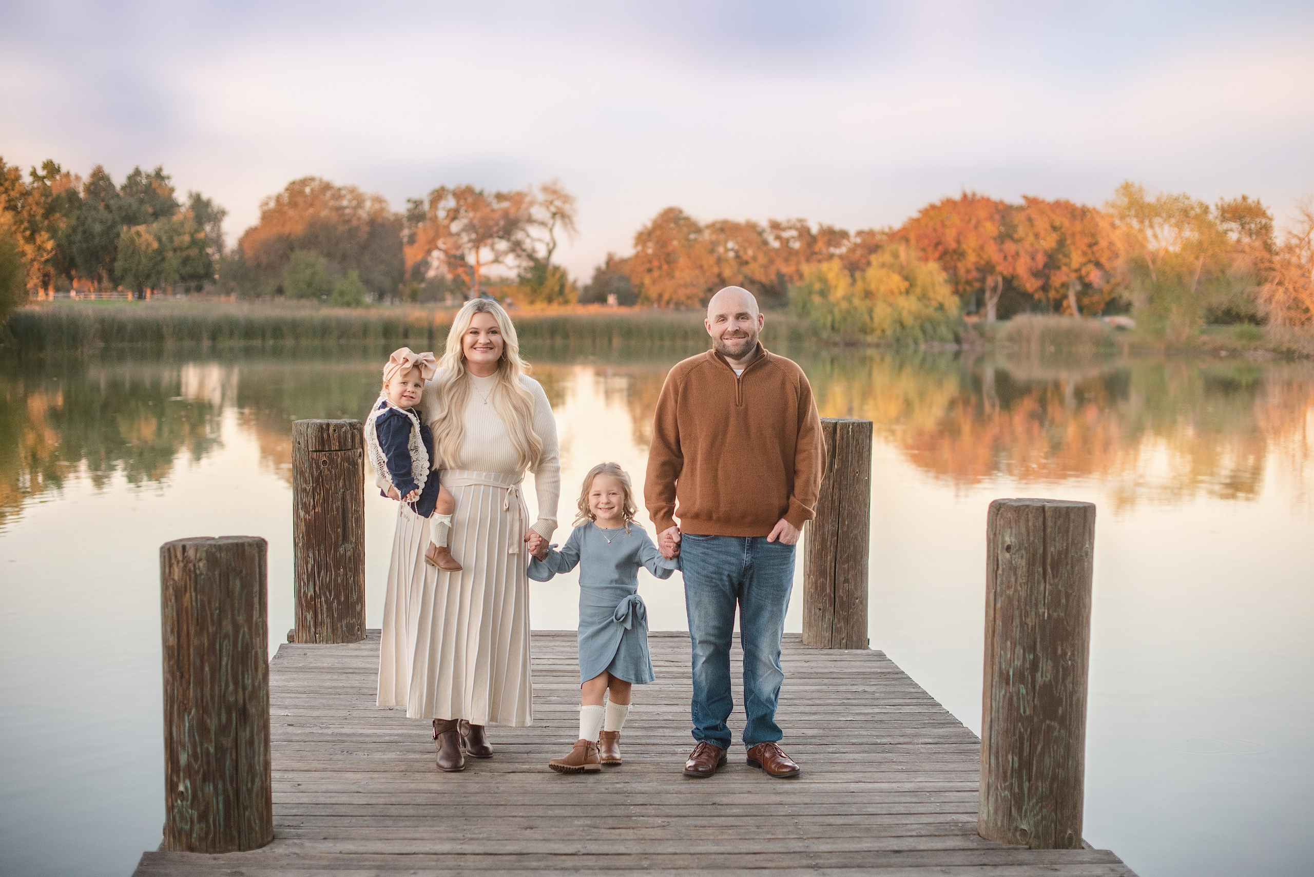 Family photos Location. Family photographer in Roseville, Rocklin, Folsom, Sacramento