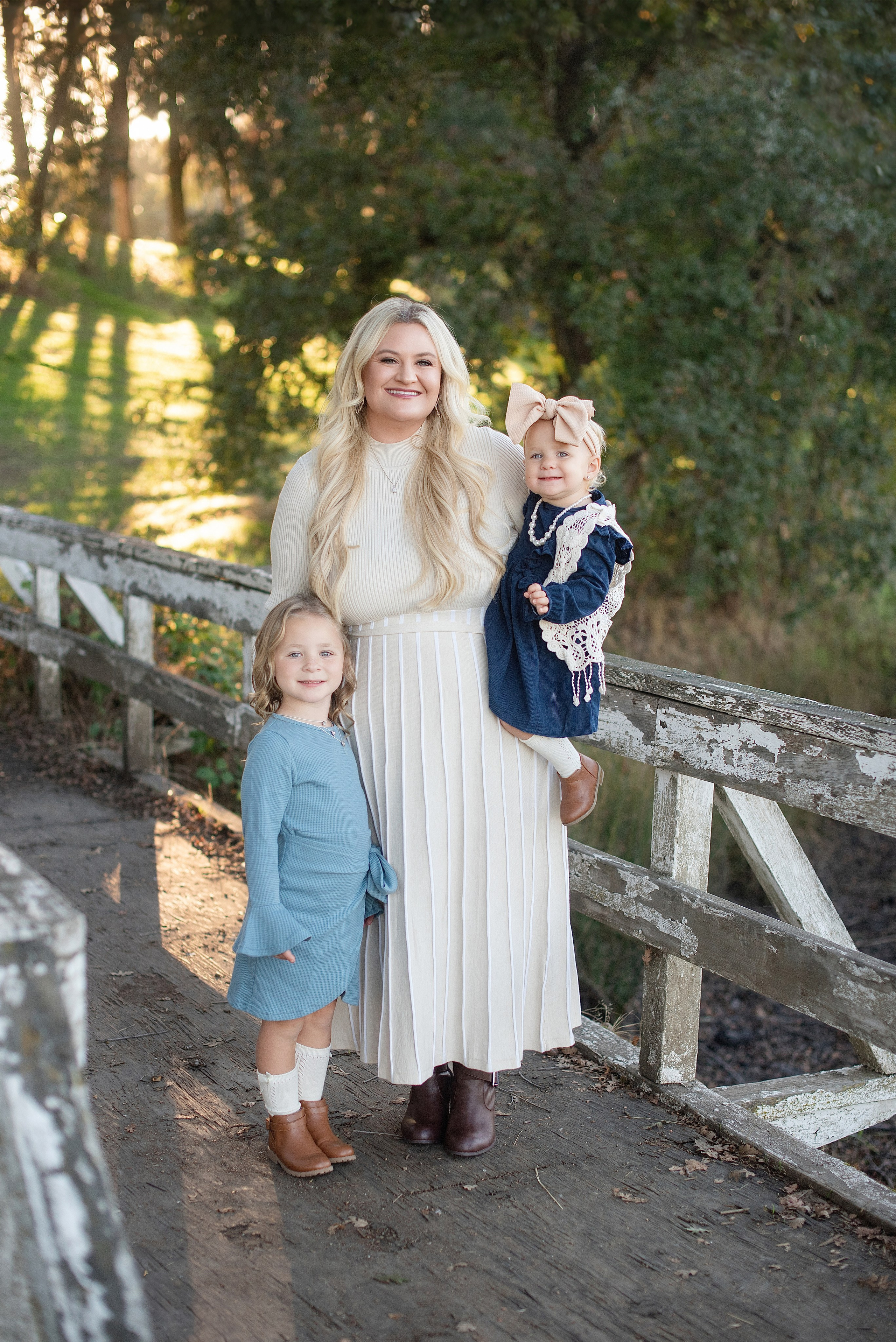 Family photos Location. Family photographer in Roseville, Rocklin, Folsom, Sacramento
