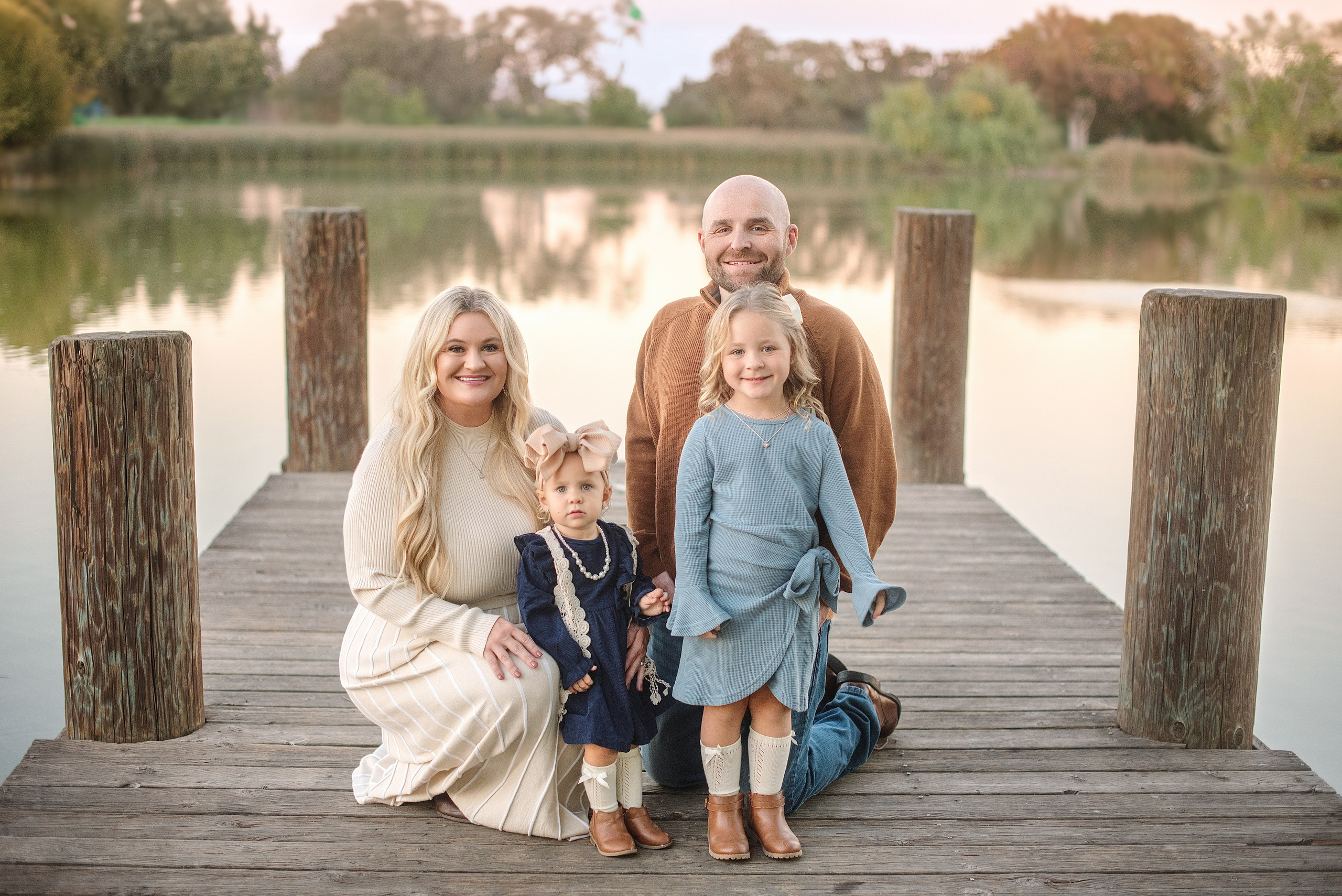 Family photos Location. Family photographer in Roseville, Rocklin, Folsom, Sacramento