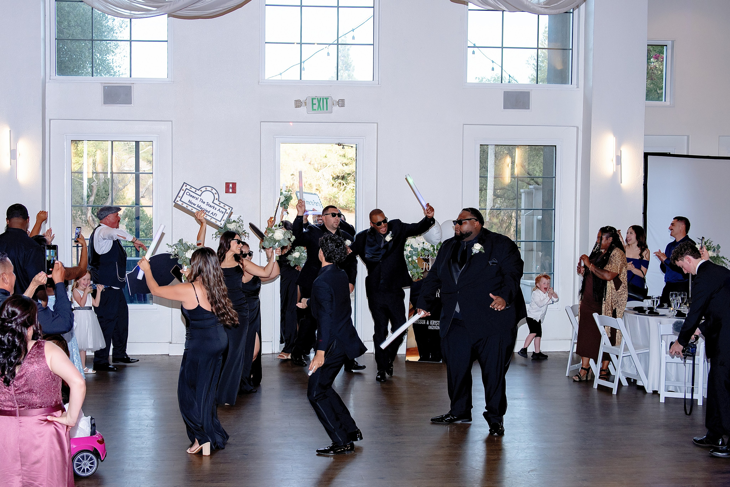 Mini Wedding Photography in Roseville & Surrounding Areas. Family photographer in Roseville, Rocklin, Folsom, Sacramento