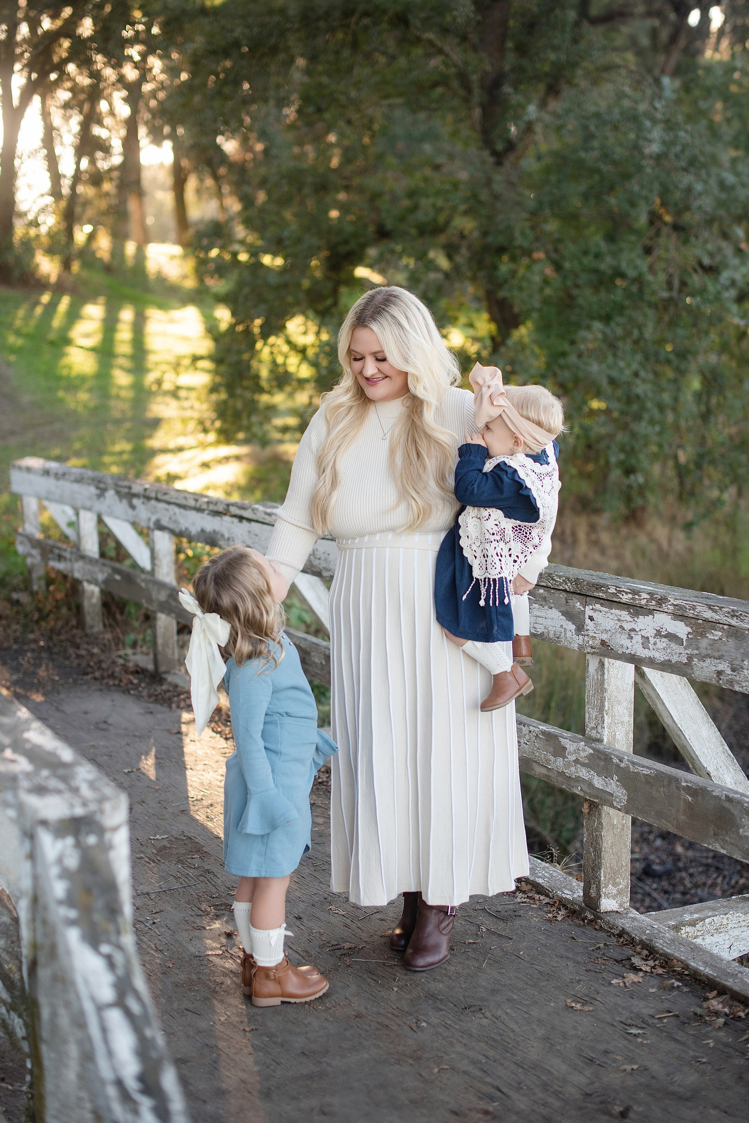 Family photos Location. Family photographer in Roseville, Rocklin, Folsom, Sacramento