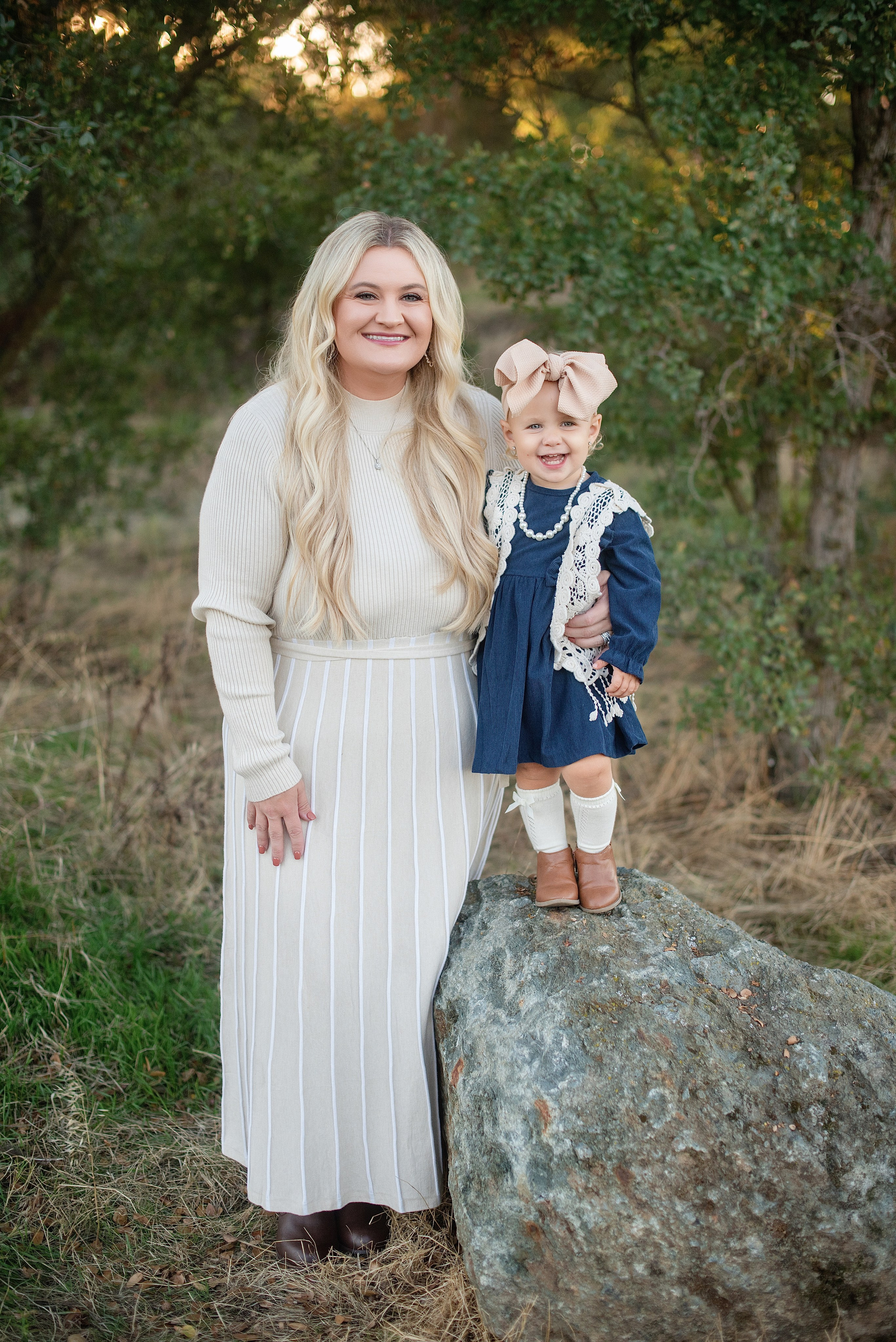 Family photos Location. Family photographer in Roseville, Rocklin, Folsom, Sacramento