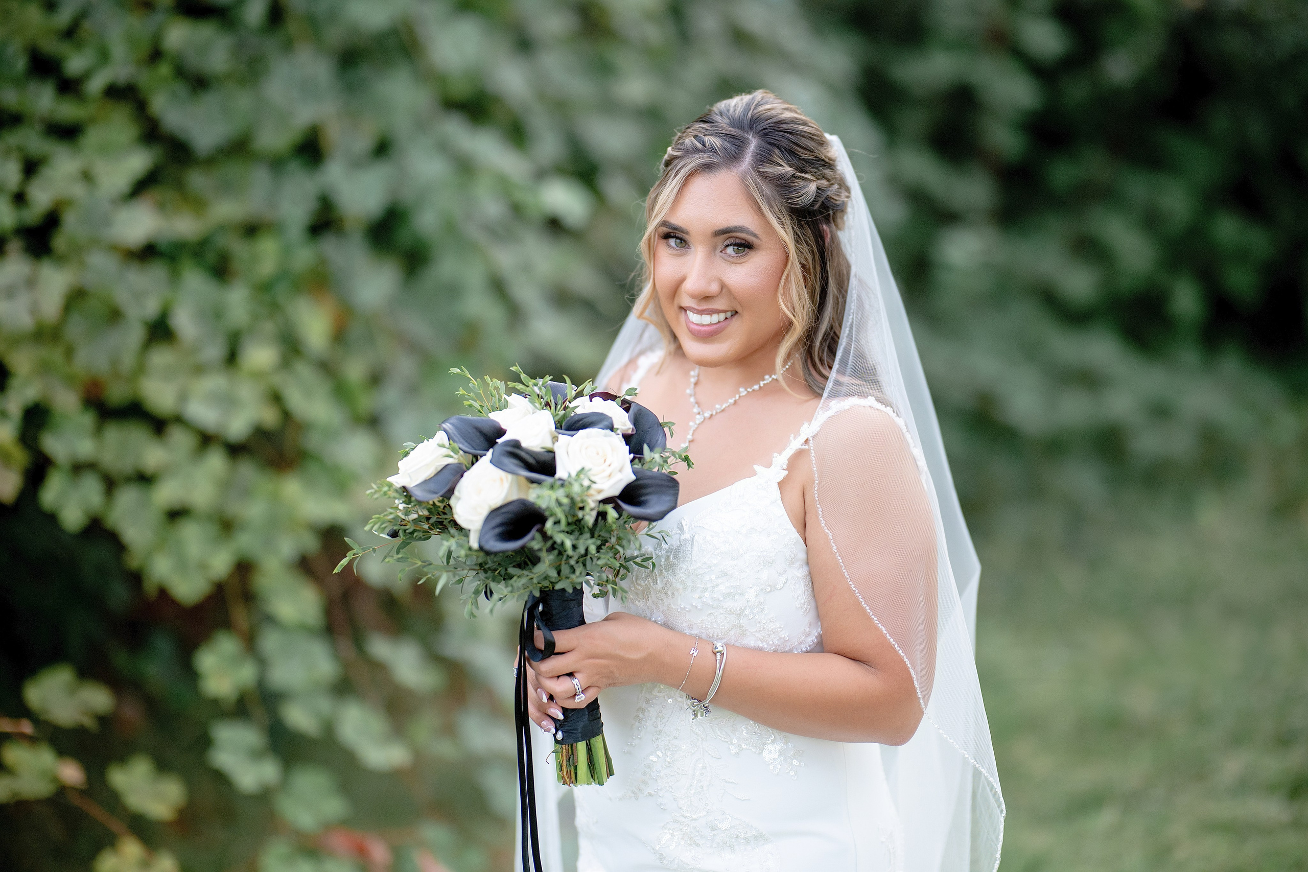 Mini Wedding Photography in Roseville & Surrounding Areas. Family photographer in Roseville, Rocklin, Folsom, Sacramento