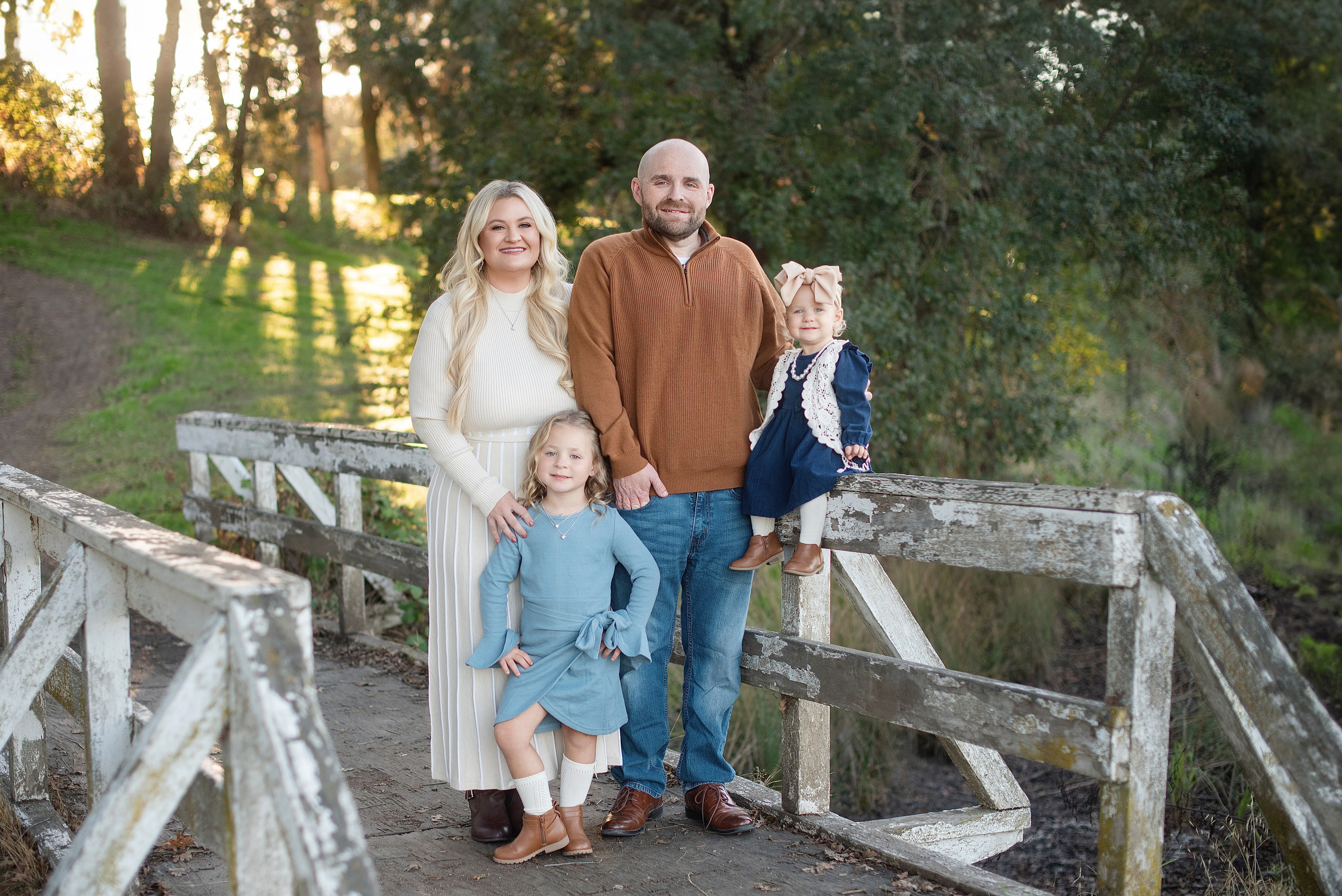 Family photos Location. Family photographer in Roseville, Rocklin, Folsom, Sacramento
