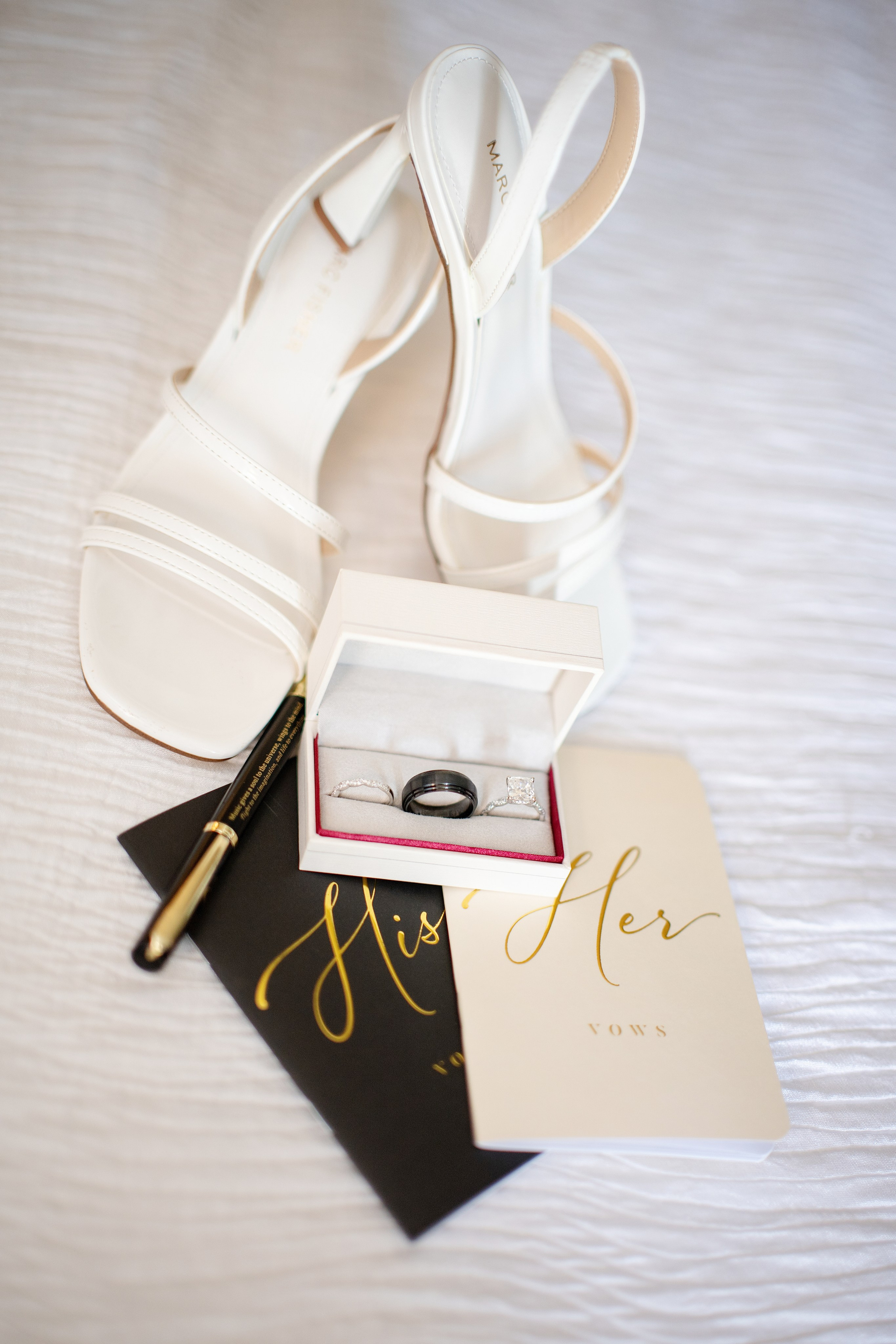 Mini Wedding Photography in Roseville & Surrounding Areas. Family photographer in Roseville, Rocklin, Folsom, Sacramento