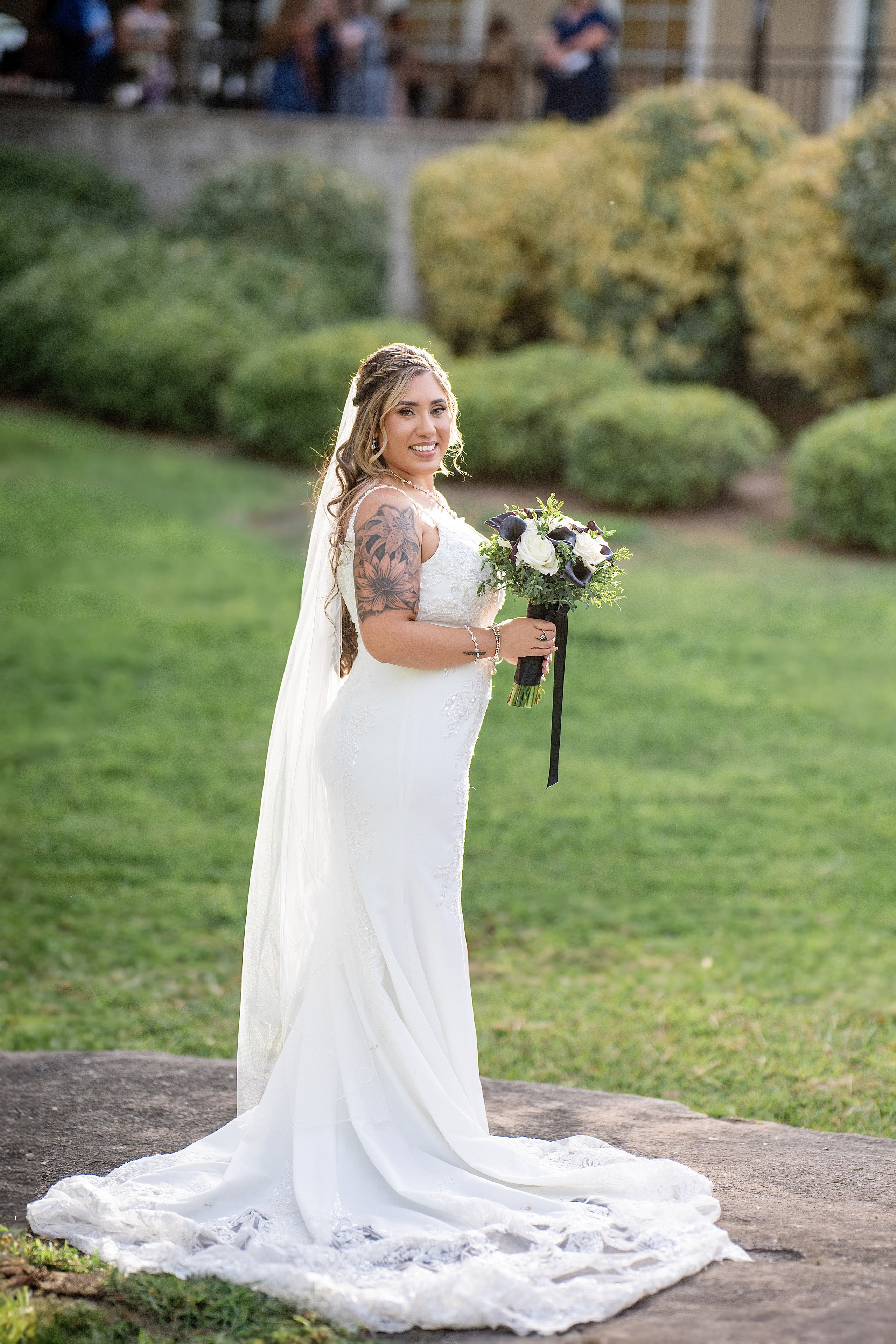 Mini Wedding Photography in Roseville & Surrounding Areas. Family photographer in Roseville, Rocklin, Folsom, Sacramento