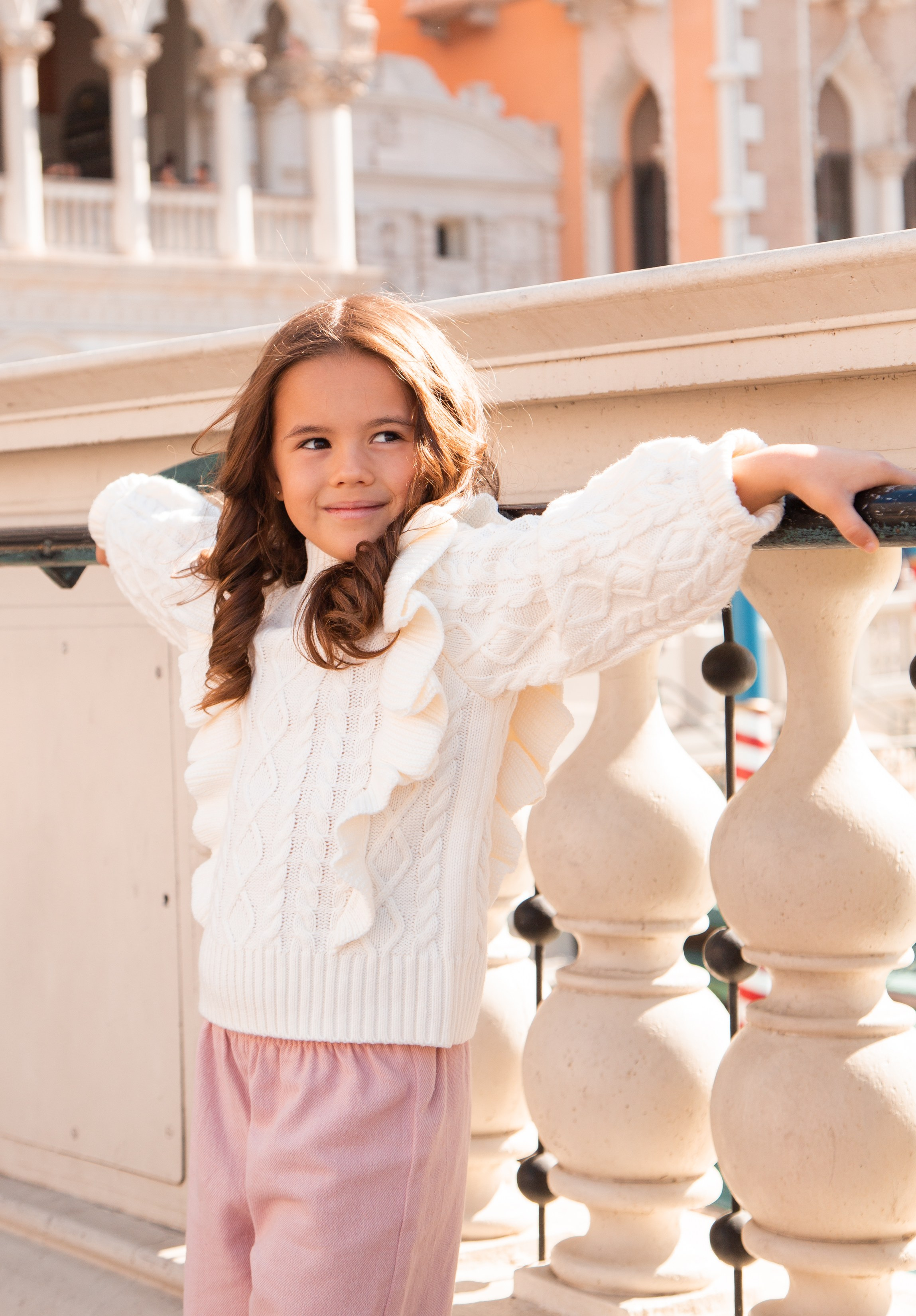 Julia & Kate. Wedding & elopement photographer Viktoriya Kravtsov. Las Vegas