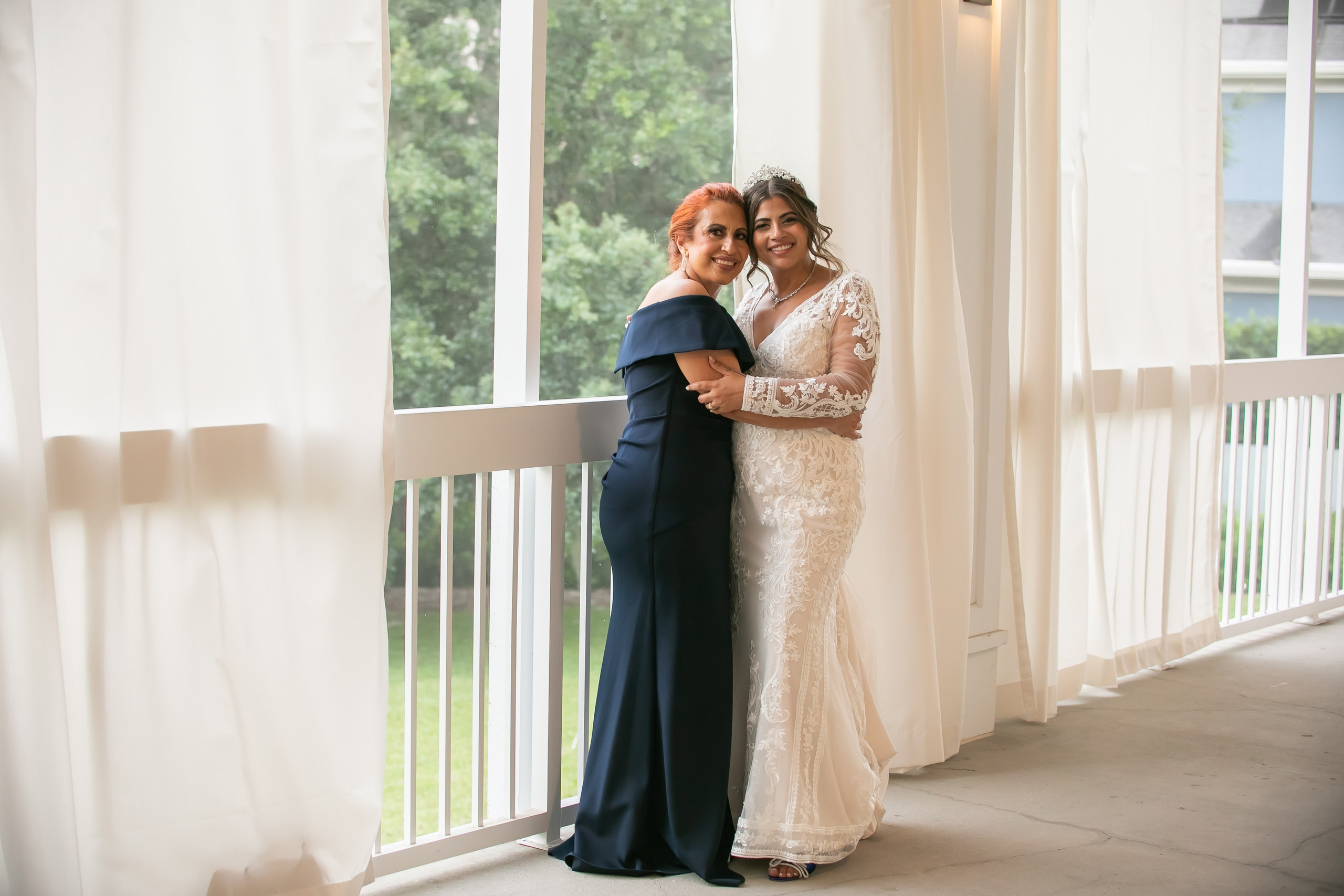 Wedding in The Lue Gardens intimate wedding photography. Lana Photography — Wedding & Family Photographer in Florida & Beyond