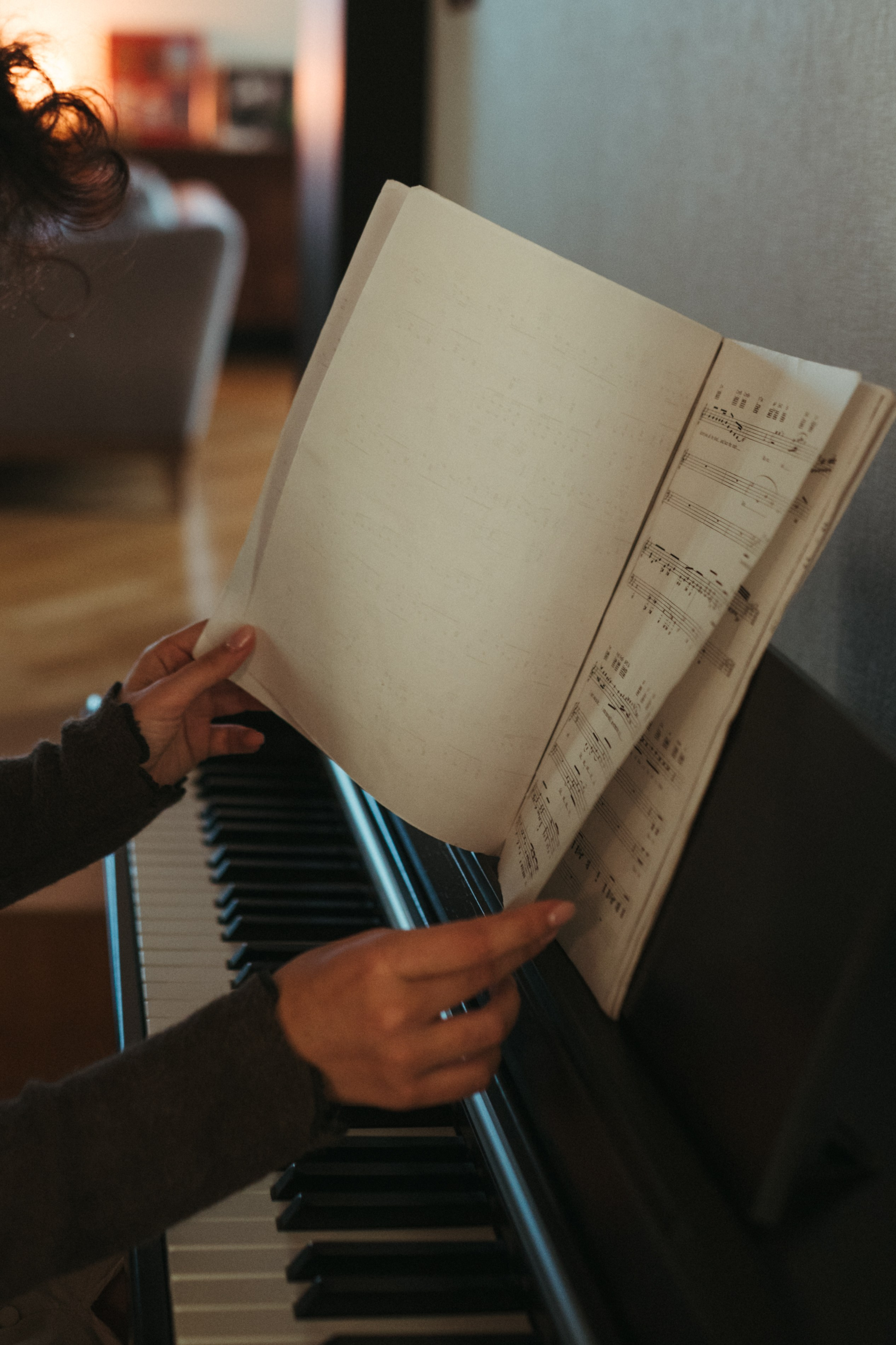 Seyrana, Raul and Rauf. Family photographer in Saudi Arabia