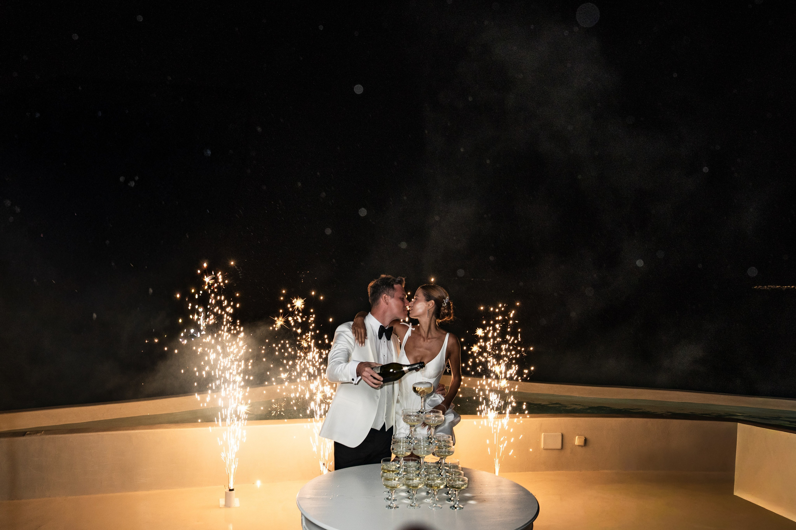 A&N: Santorini. SL Wedding Photo: ponadczasowa fotografia ślubna | Wrocław & Europa