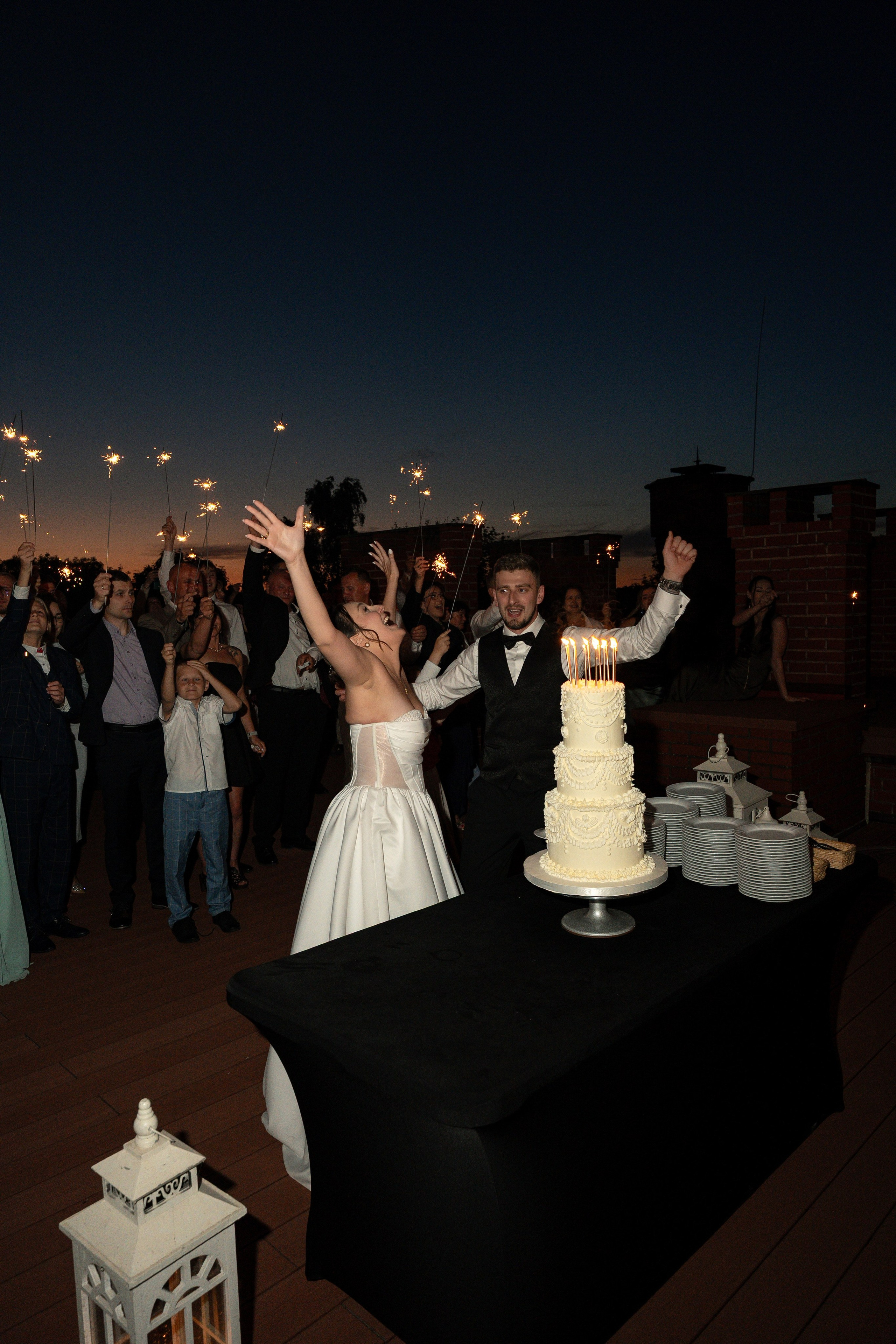 E&N: Zamek w Rzucewie. SL Wedding Photo — Editorial, Elegant & Timeless Wedding Photography in Poland and Across Europe