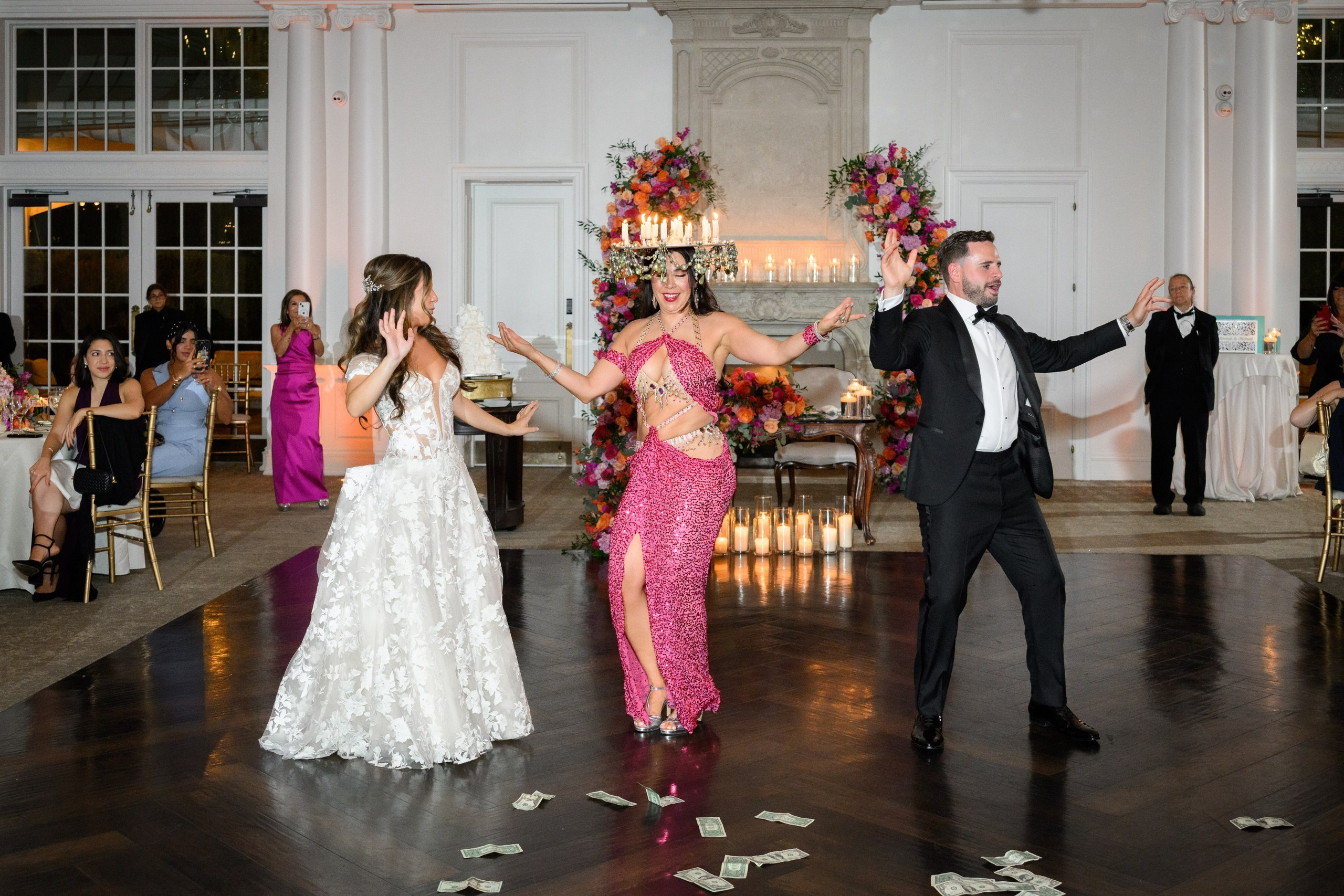 Arianeh & Michael, Park Chateau. Wedding Photo & Video