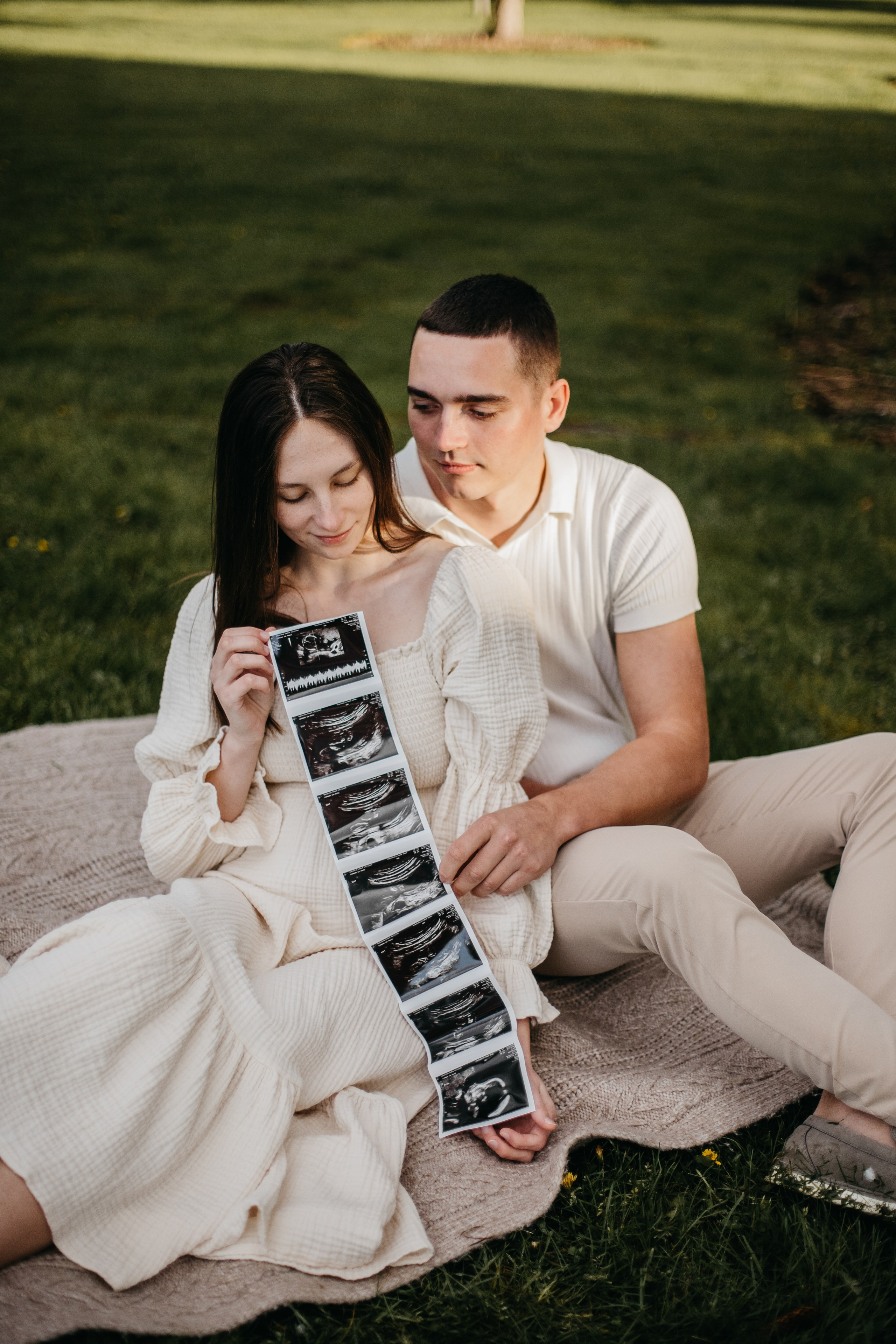 Pregnancy M&D. Family photographer in Vancouver WA Portland OR